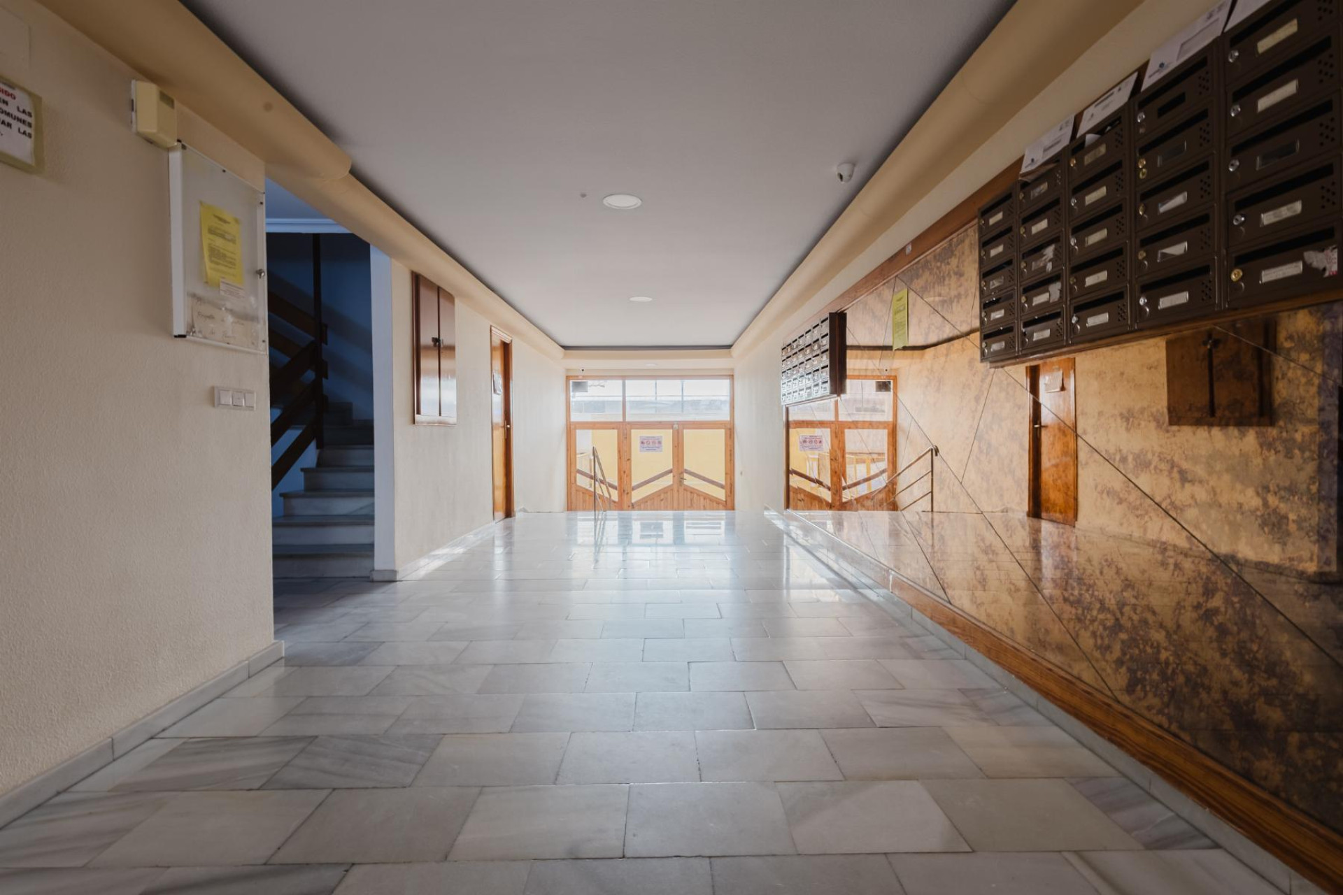 Resale - Apartment  - Torrevieja - Playa de La Acequion