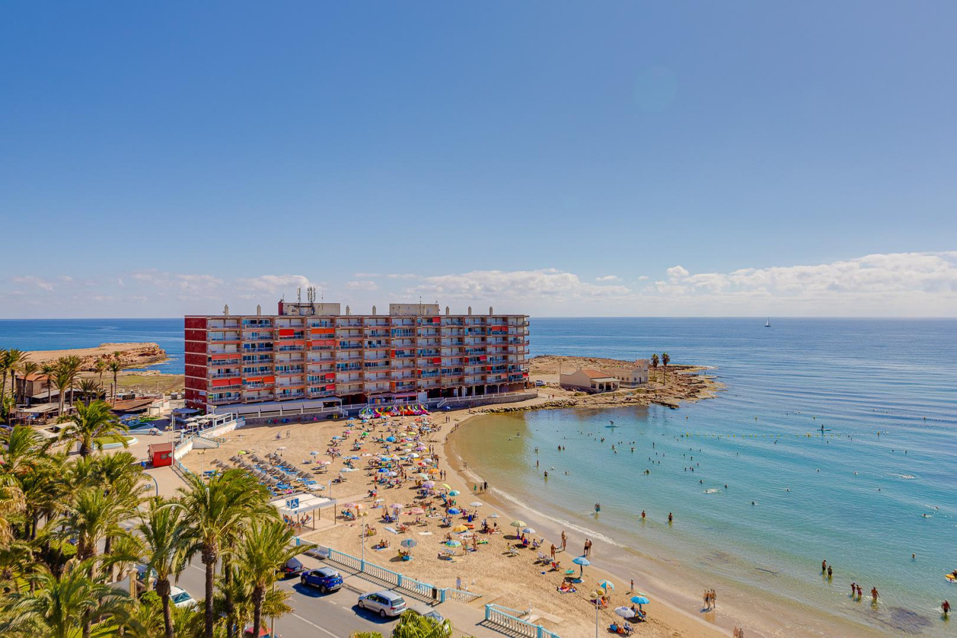 Resale - Apartment  - Torrevieja - Playa de Los Locos-Curva del Palangre