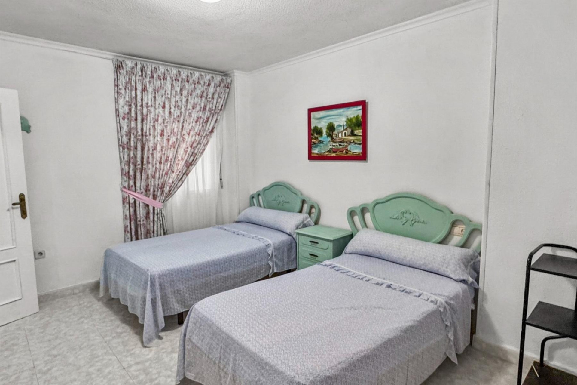 Resale - Apartment  - Torrevieja - Playa de los Locos
