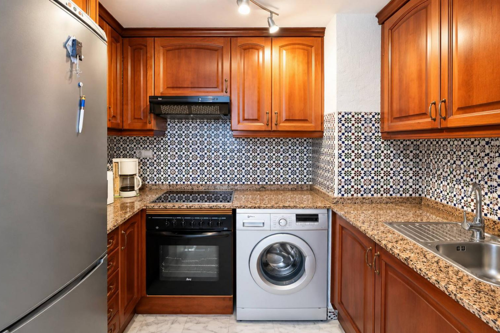 Resale - Apartment  - Torrevieja - Playa de los Locos