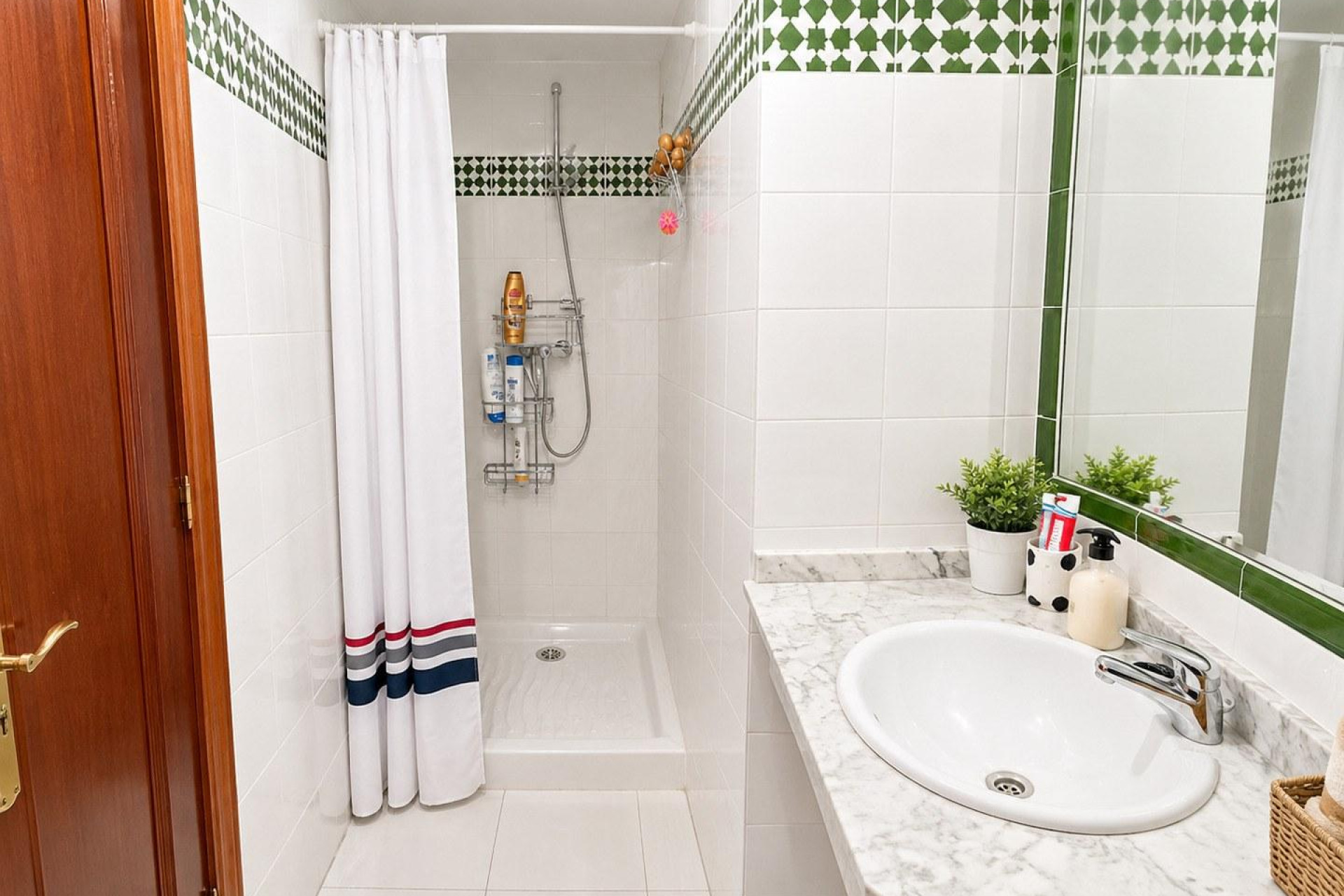 Resale - Apartment  - Torrevieja - Playa de los Locos