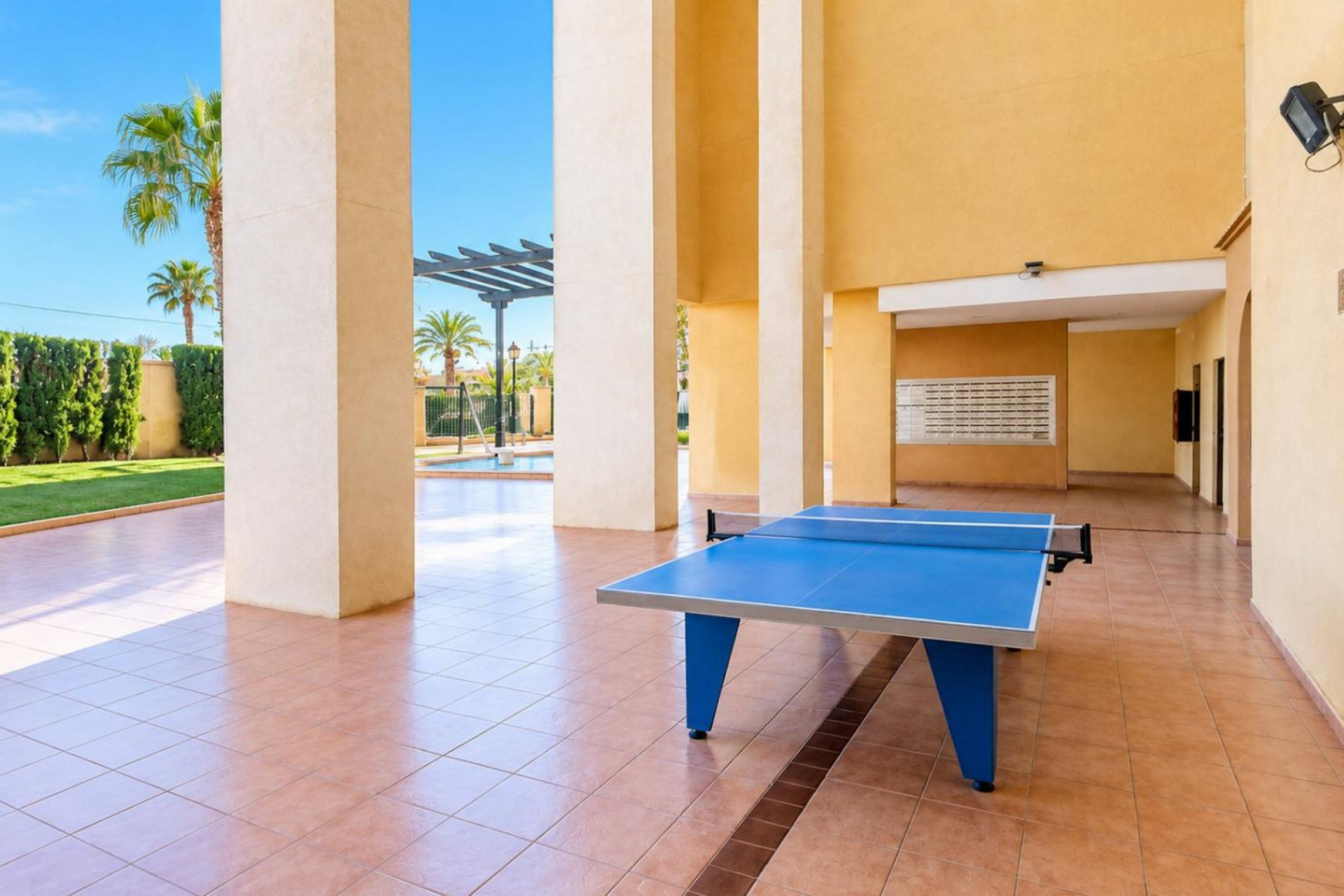 Resale - Apartment  - Torrevieja - Playa de los Locos