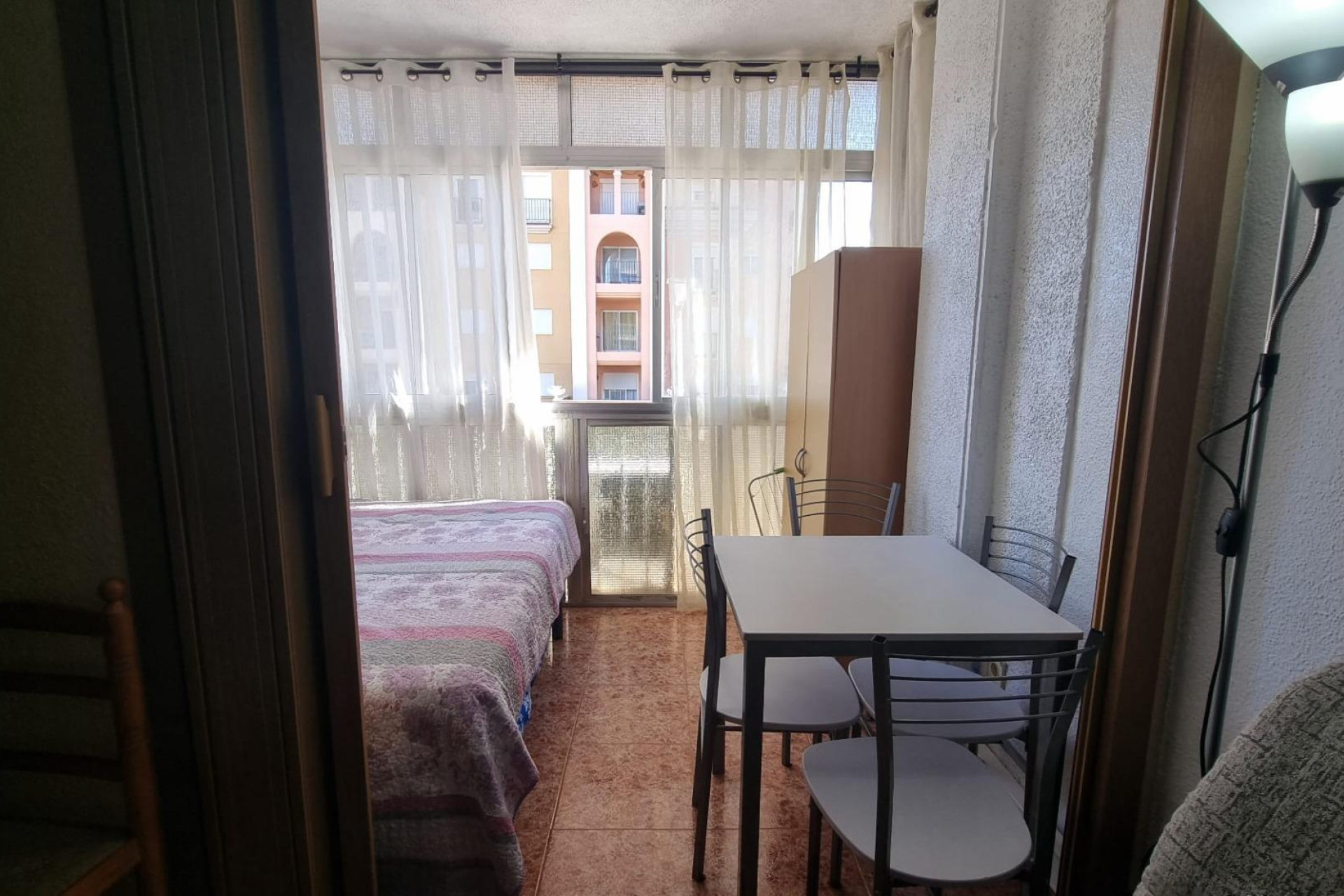 Resale - Apartment  - Torrevieja - Playa de los locos