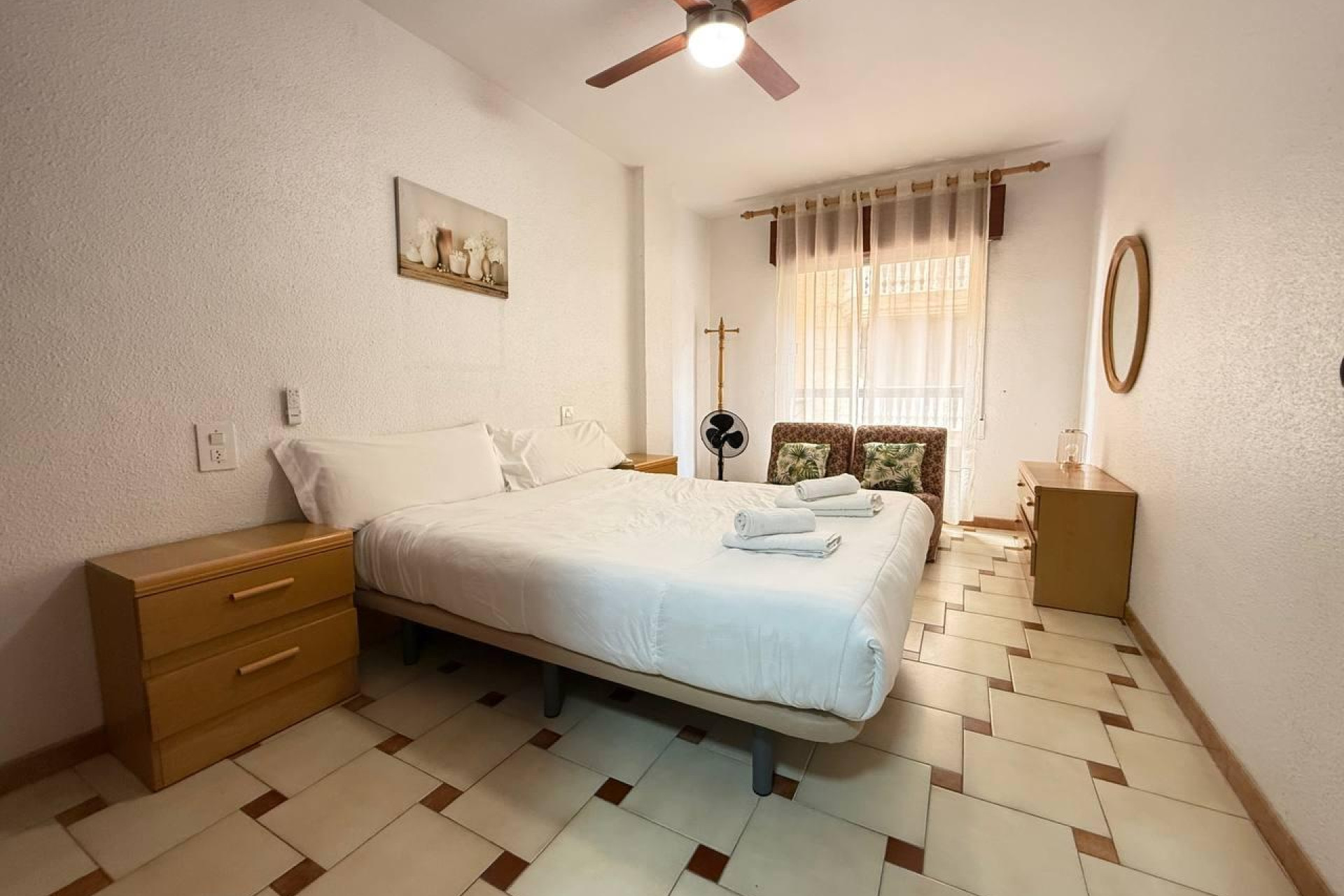 Resale - Apartment  - Torrevieja - Playa de los locos