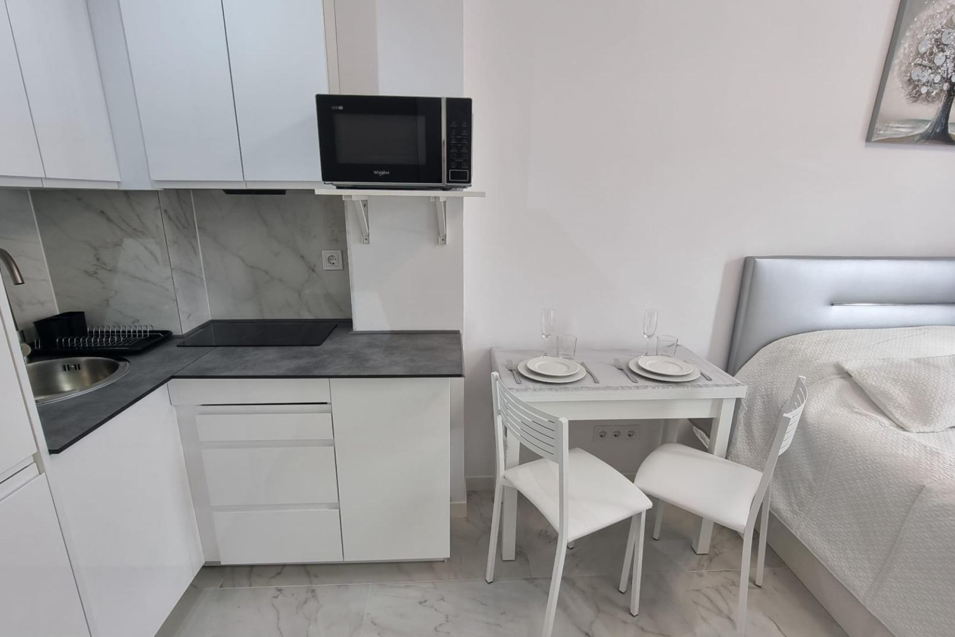 Resale - Apartment  - Torrevieja - Playa de los locos