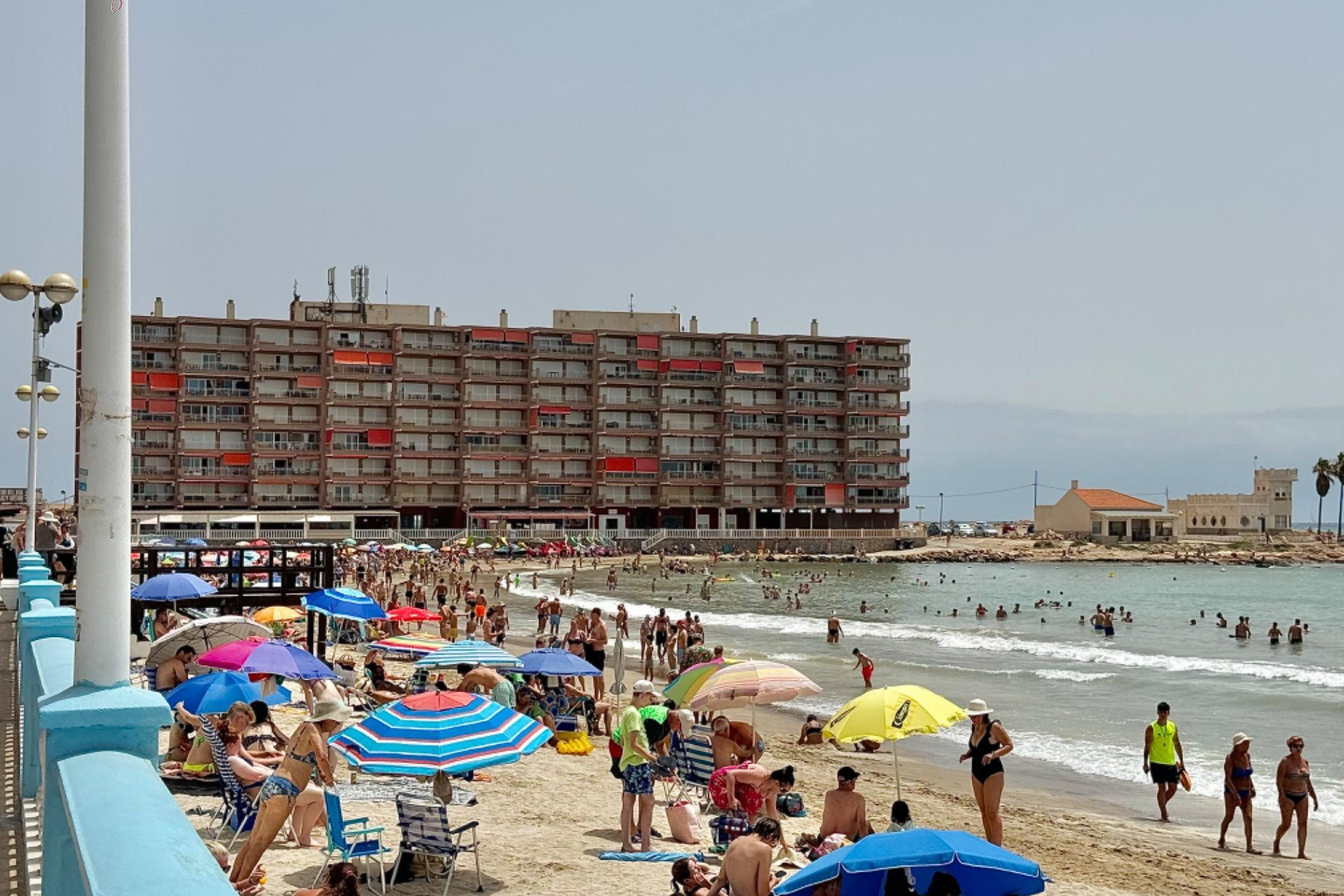 Resale - Apartment  - Torrevieja - Playa de los Locos