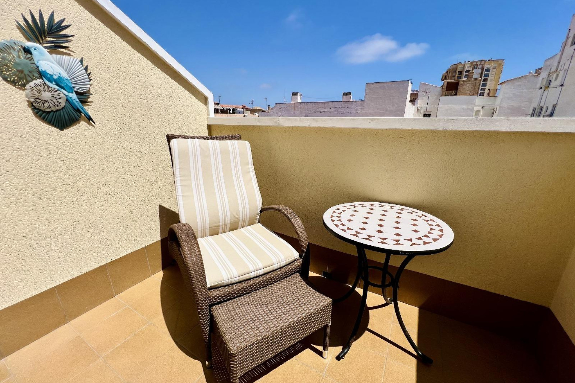 Resale - Apartment  - Torrevieja - Playa de los Locos