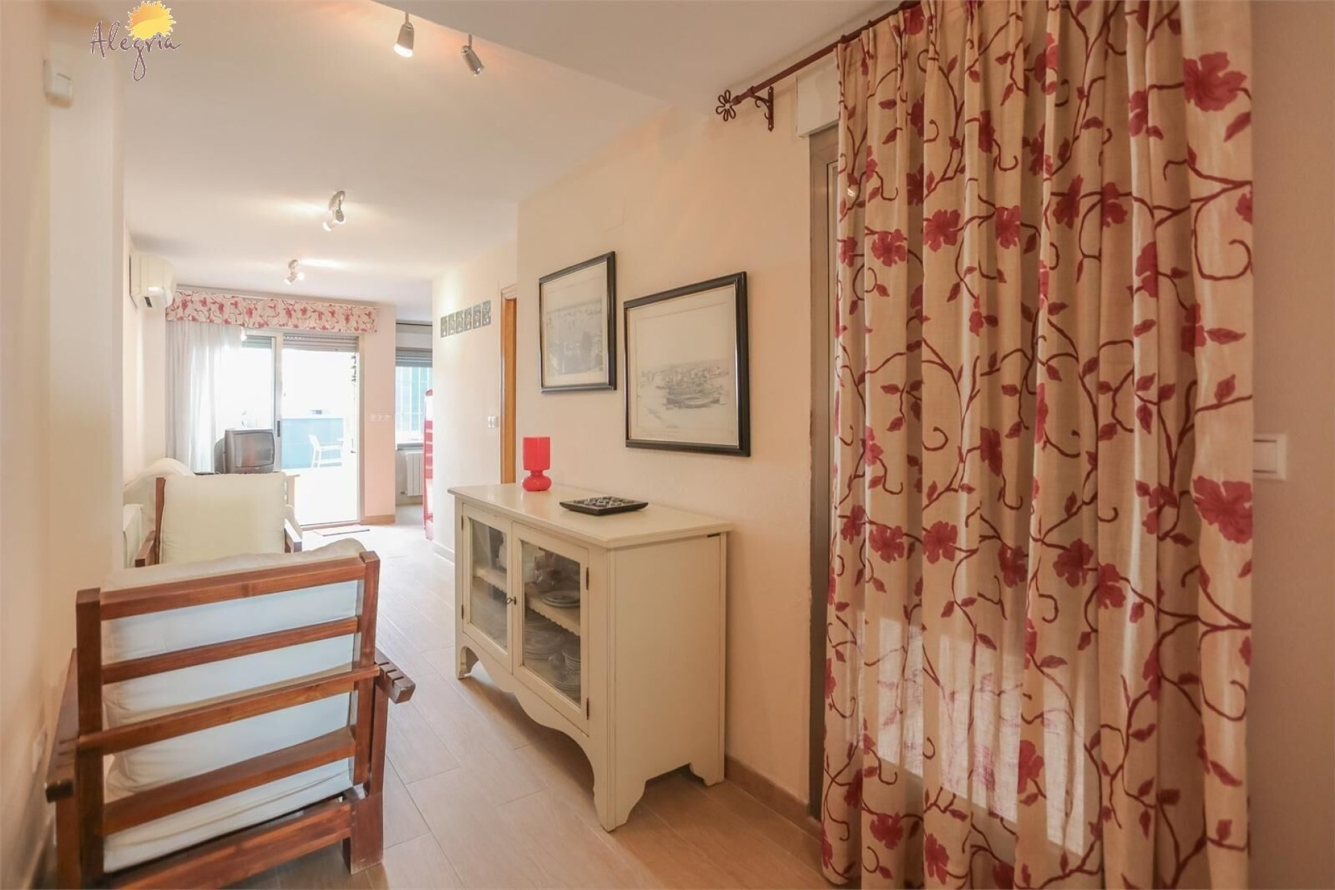 Resale - Apartment  - Torrevieja - Playa de los Locos