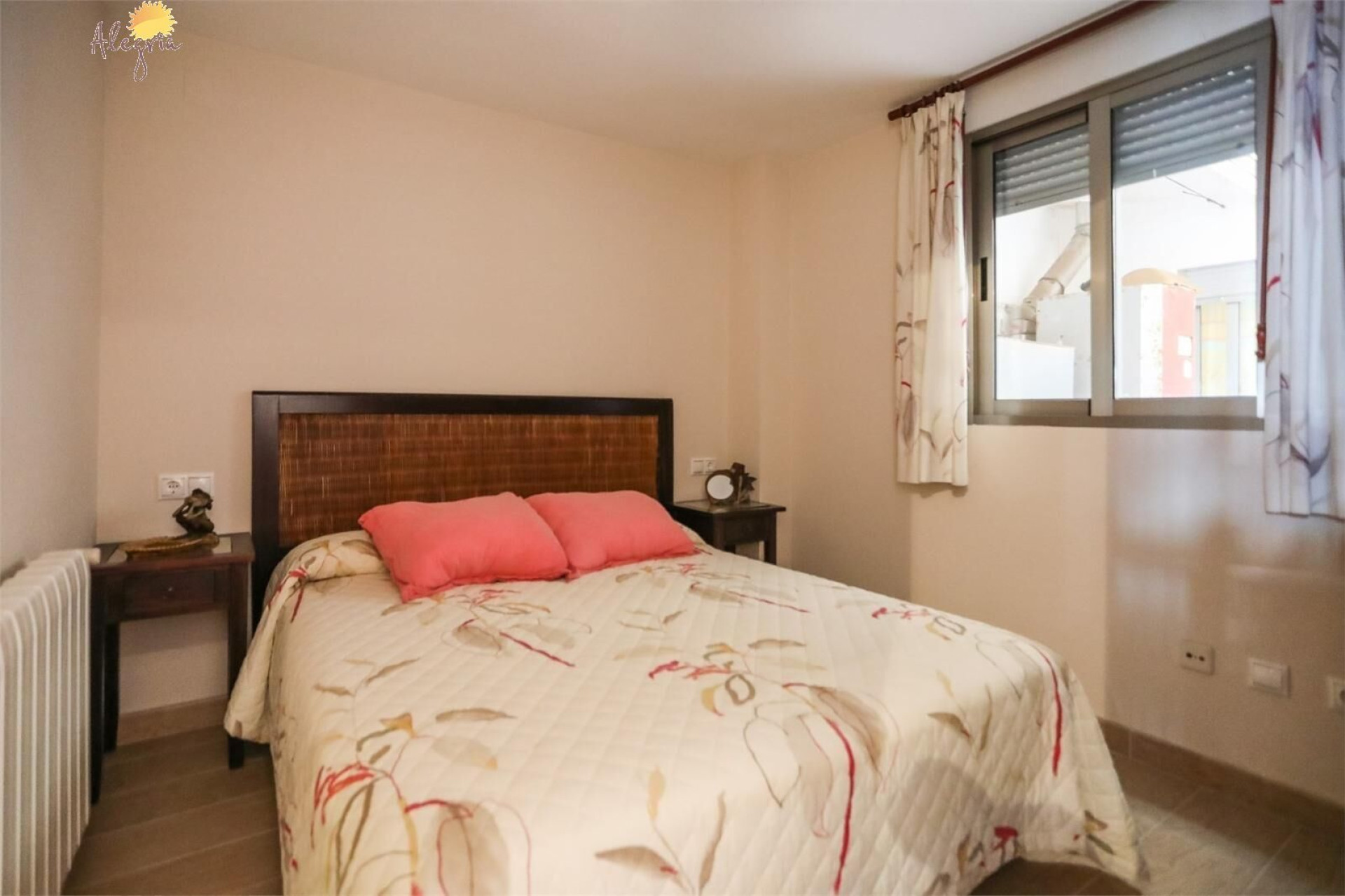 Resale - Apartment  - Torrevieja - Playa de los Locos