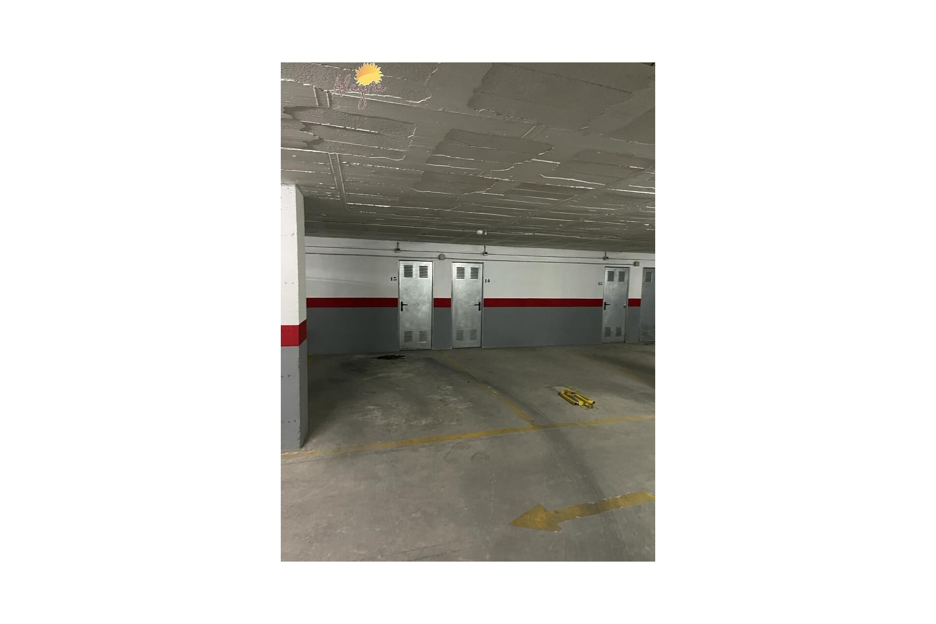 Resale - Apartment  - Torrevieja - Playa de los Locos