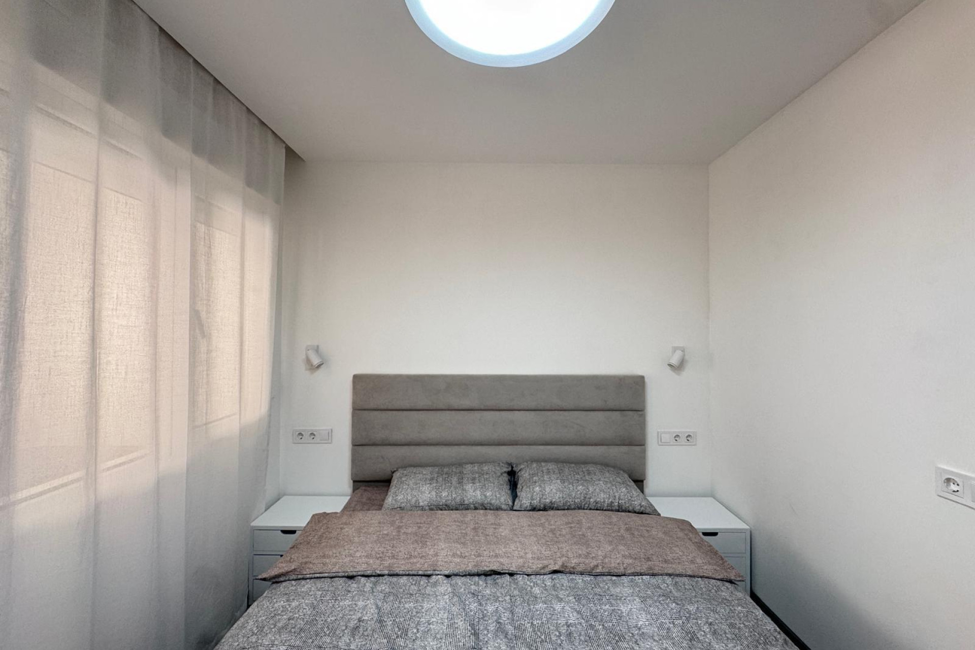 Resale - Apartment  - Torrevieja - Playa de los Locos