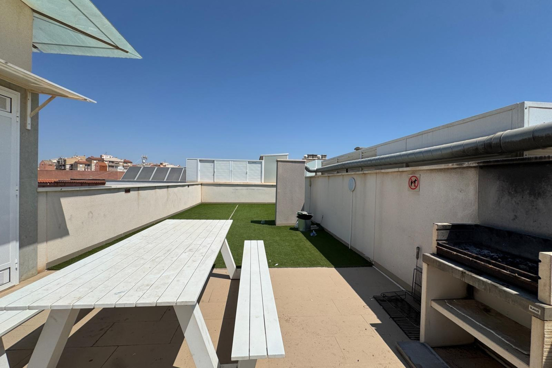 Resale - Apartment  - Torrevieja - Playa de los Locos