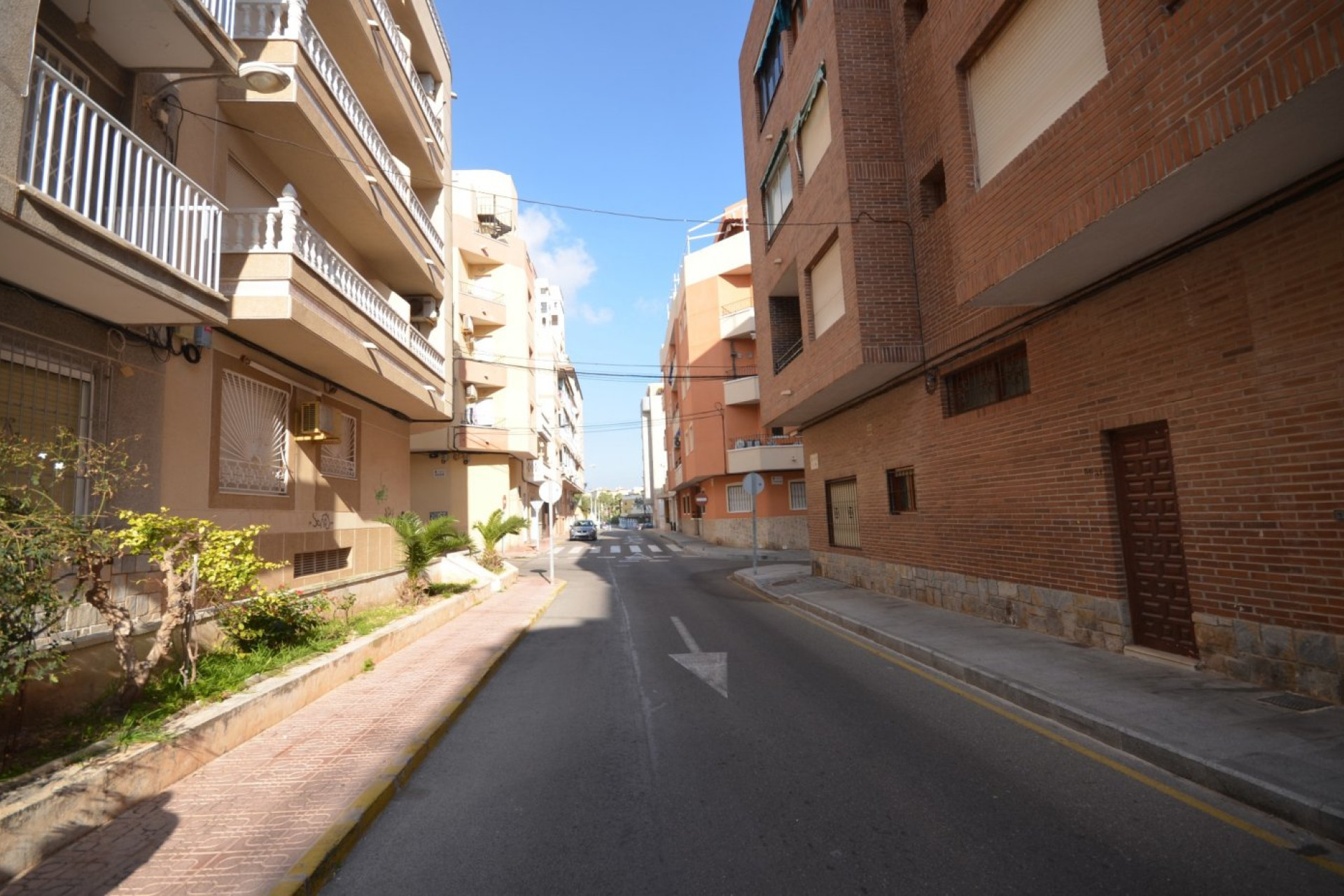 Resale - Apartment  - Torrevieja - Playa de los Locos