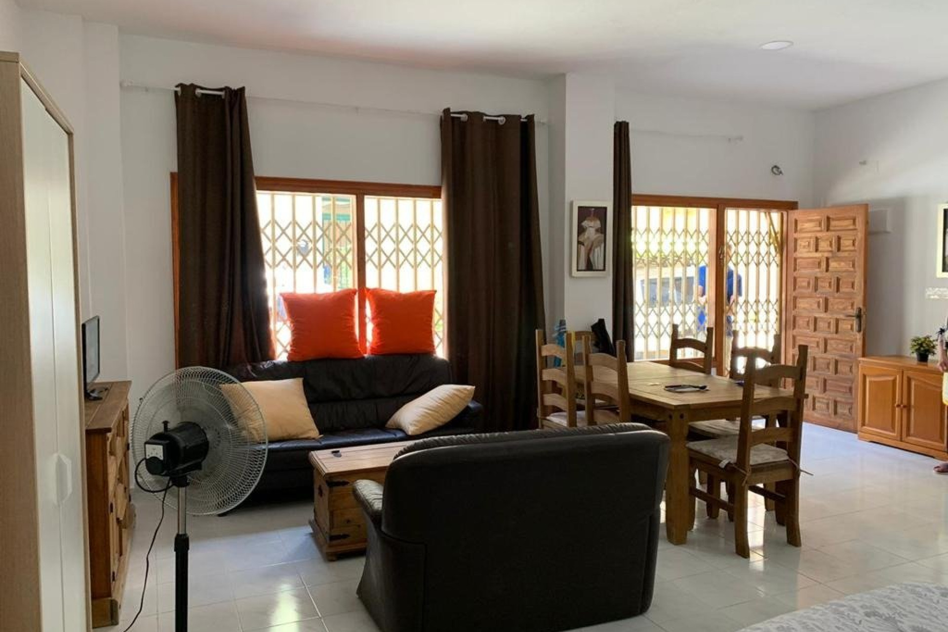 Resale - Apartment  - Torrevieja - Playa de los Locos