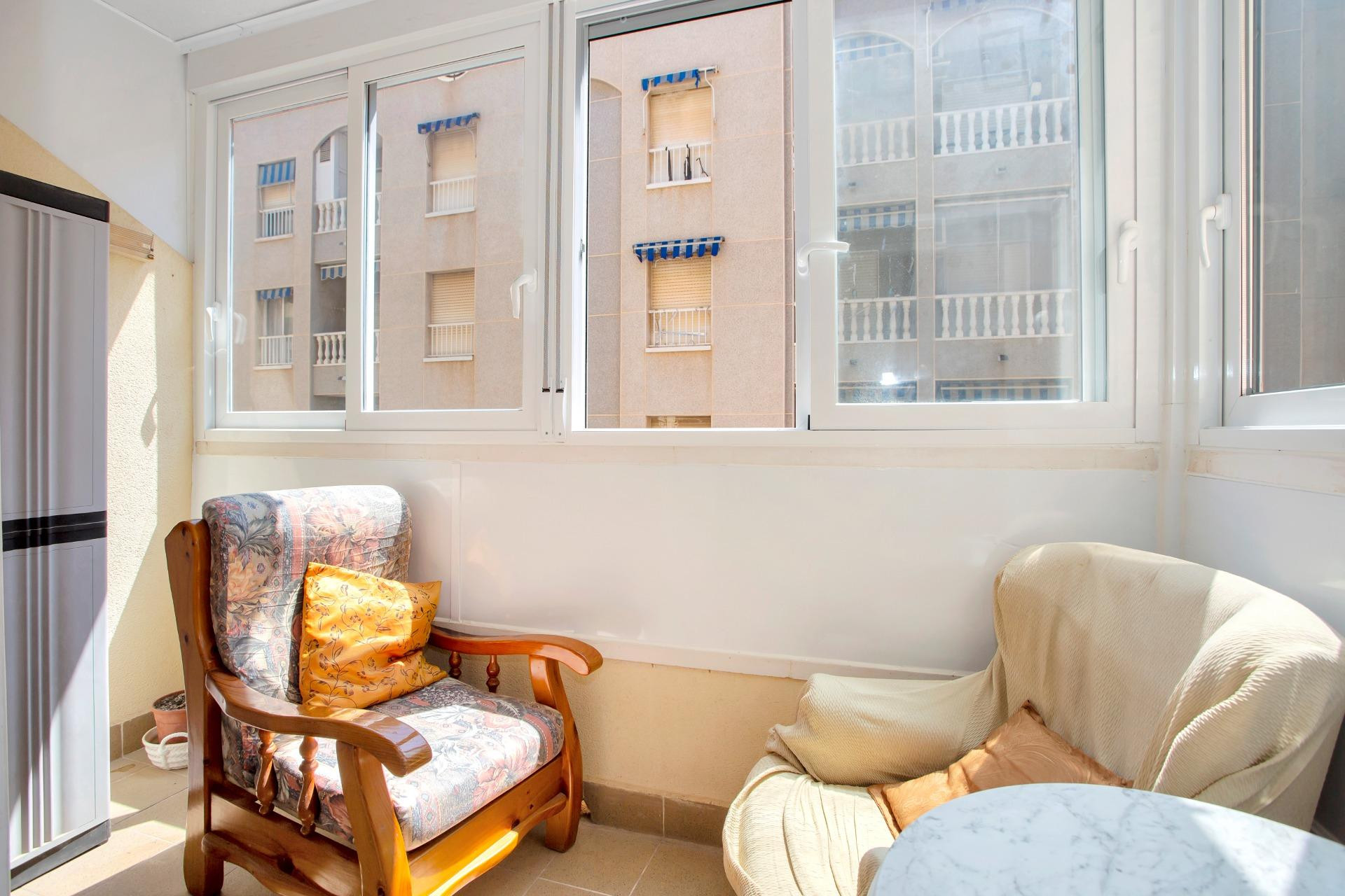 Resale - Apartment  - Torrevieja - Playa de los locos