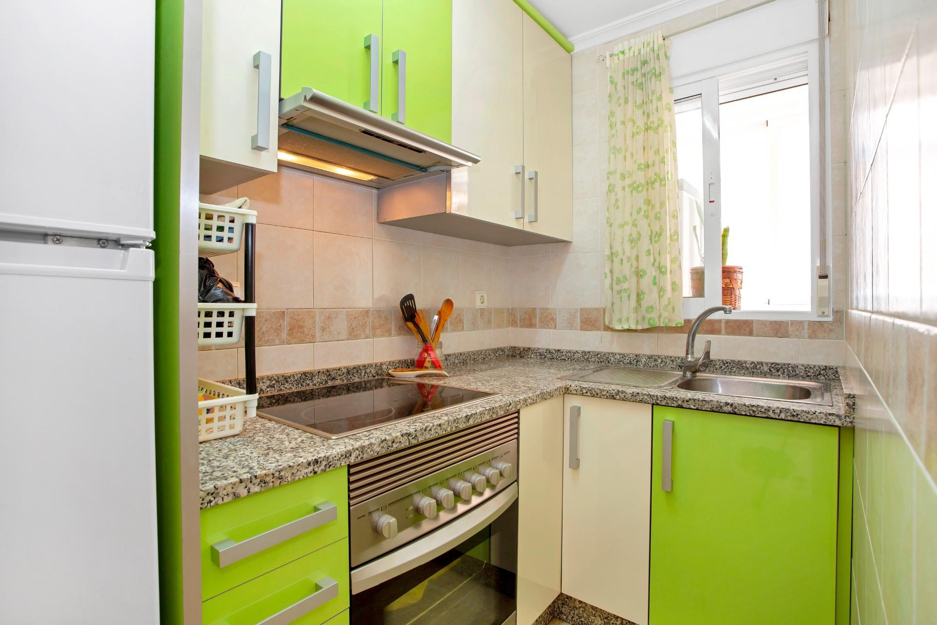 Resale - Apartment  - Torrevieja - Playa de los locos