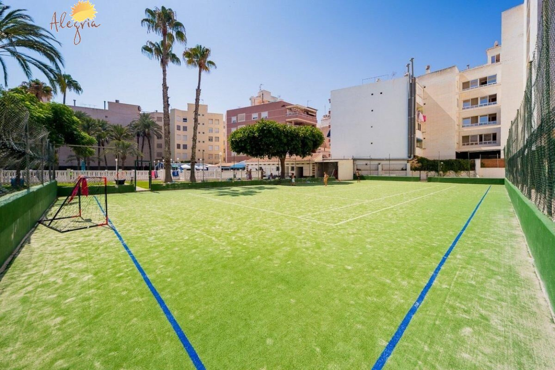 Resale - Apartment  - Torrevieja - Playa de los Locos