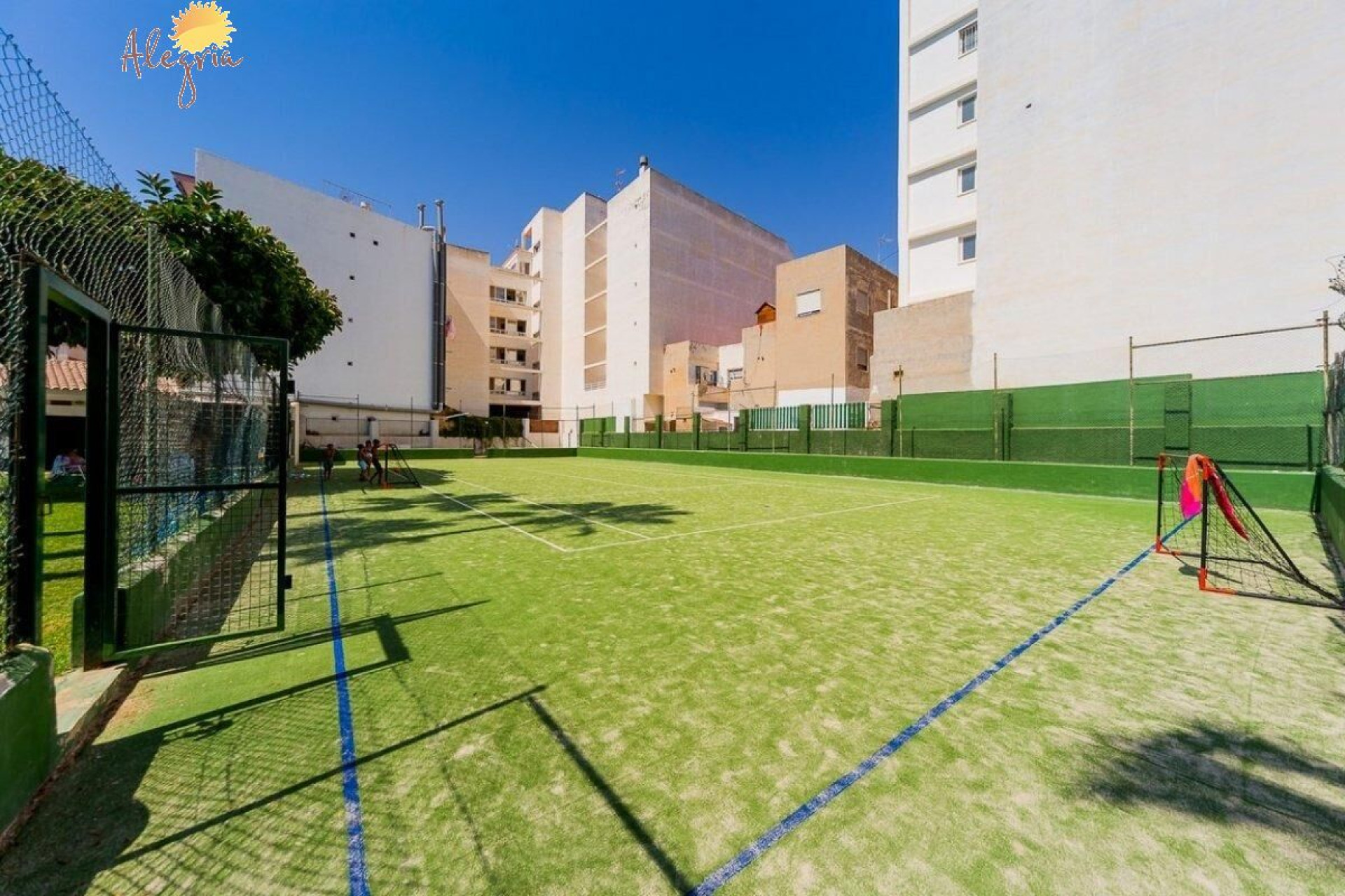Resale - Apartment  - Torrevieja - Playa de los Locos