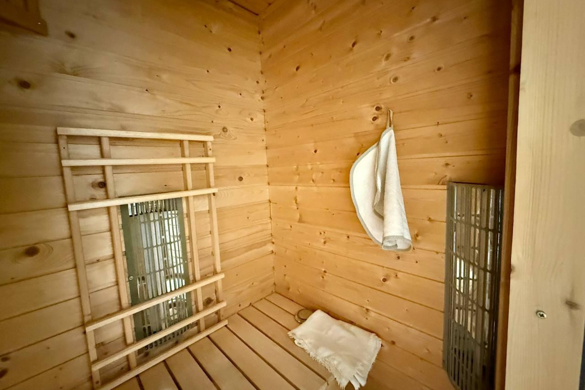 Resale - Apartment  - Torrevieja - Playa de los Locos