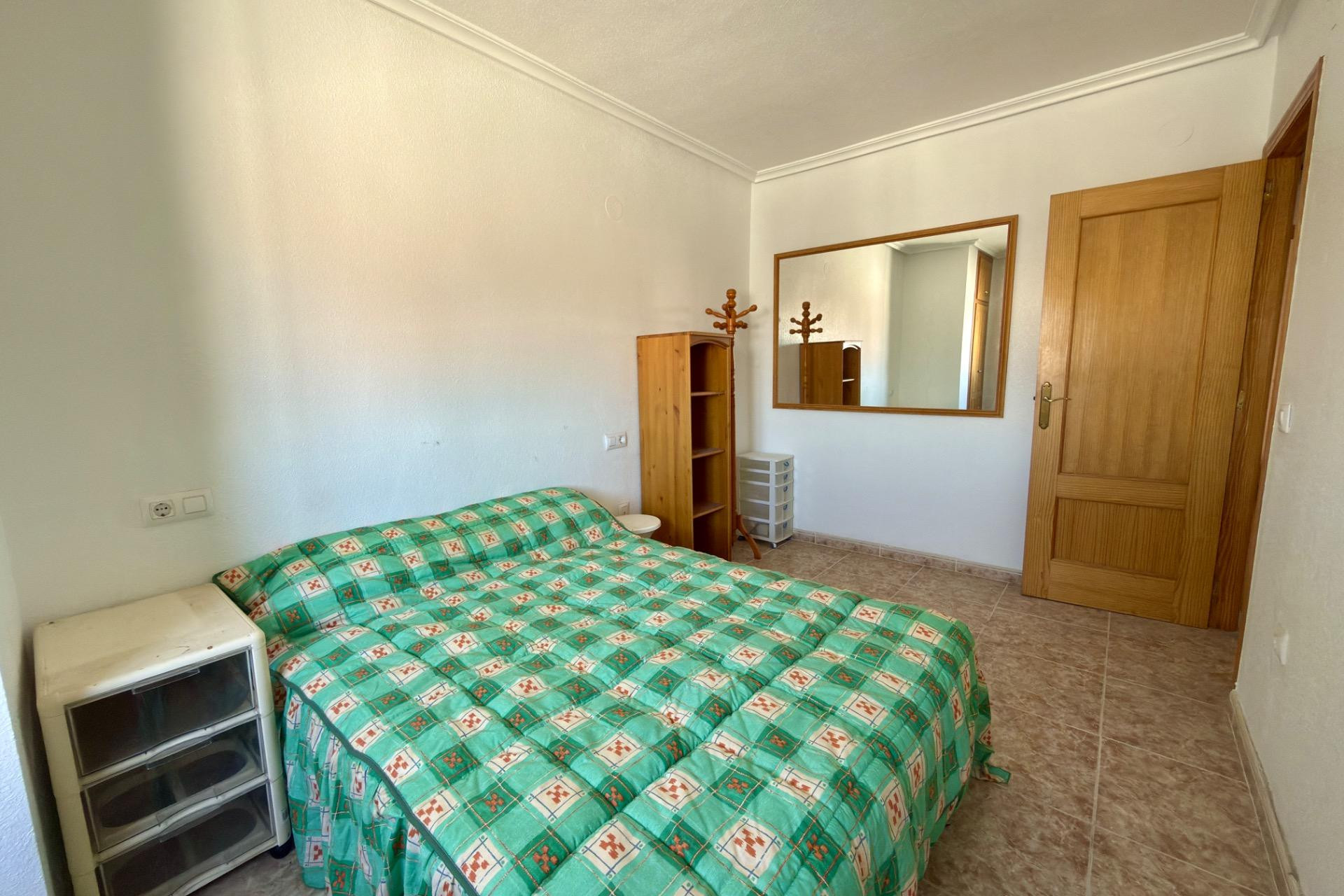 Resale - Apartment  - Torrevieja - Playa de los Locos
