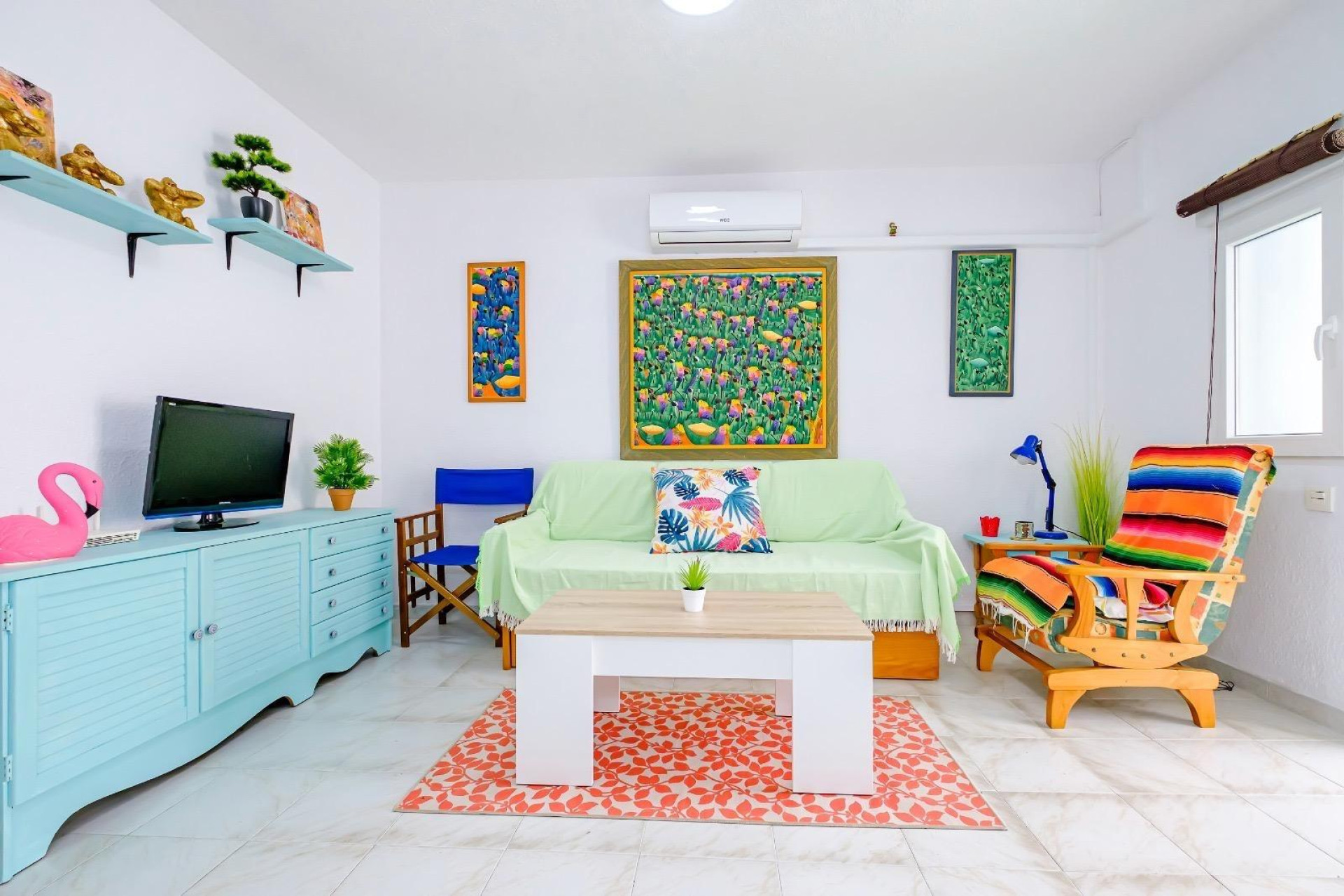 Resale - Apartment  - Torrevieja - Playa de los Naufragos