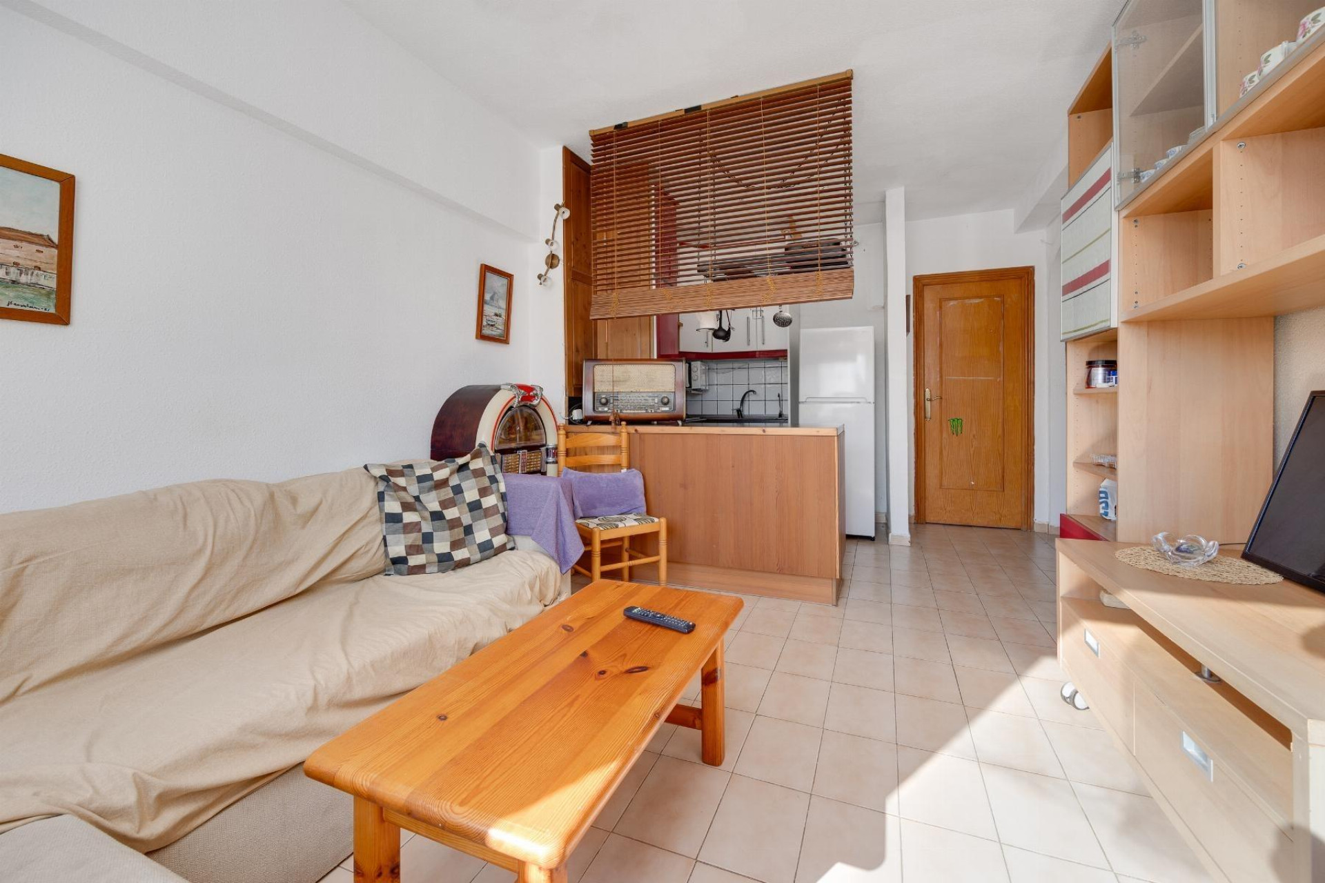 Resale - Apartment  - Torrevieja - Playa de los Naufragos