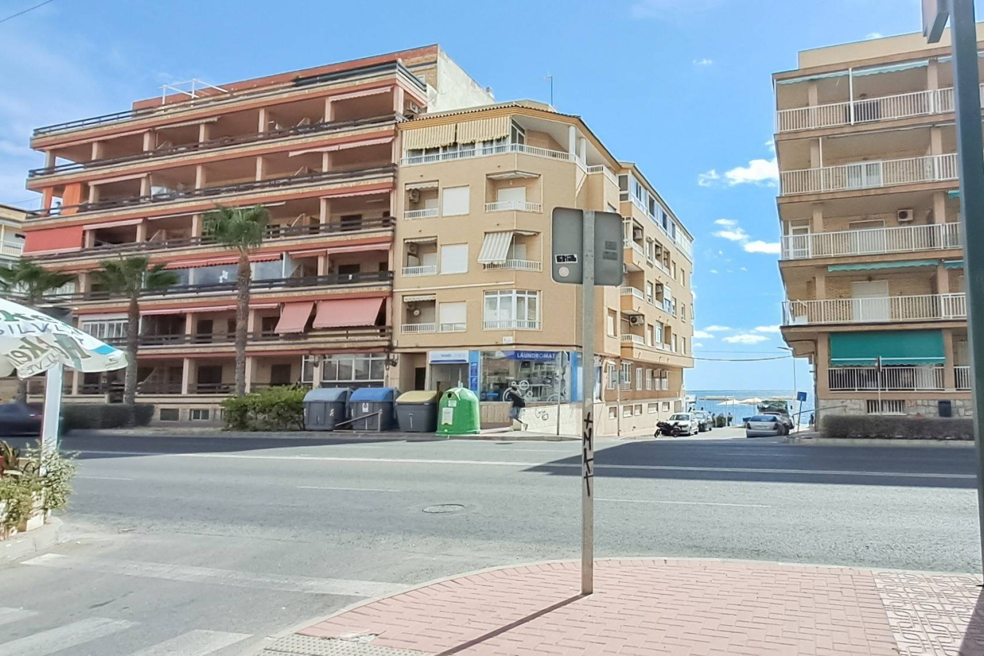 Resale - Apartment  - Torrevieja - playa de los naufragos