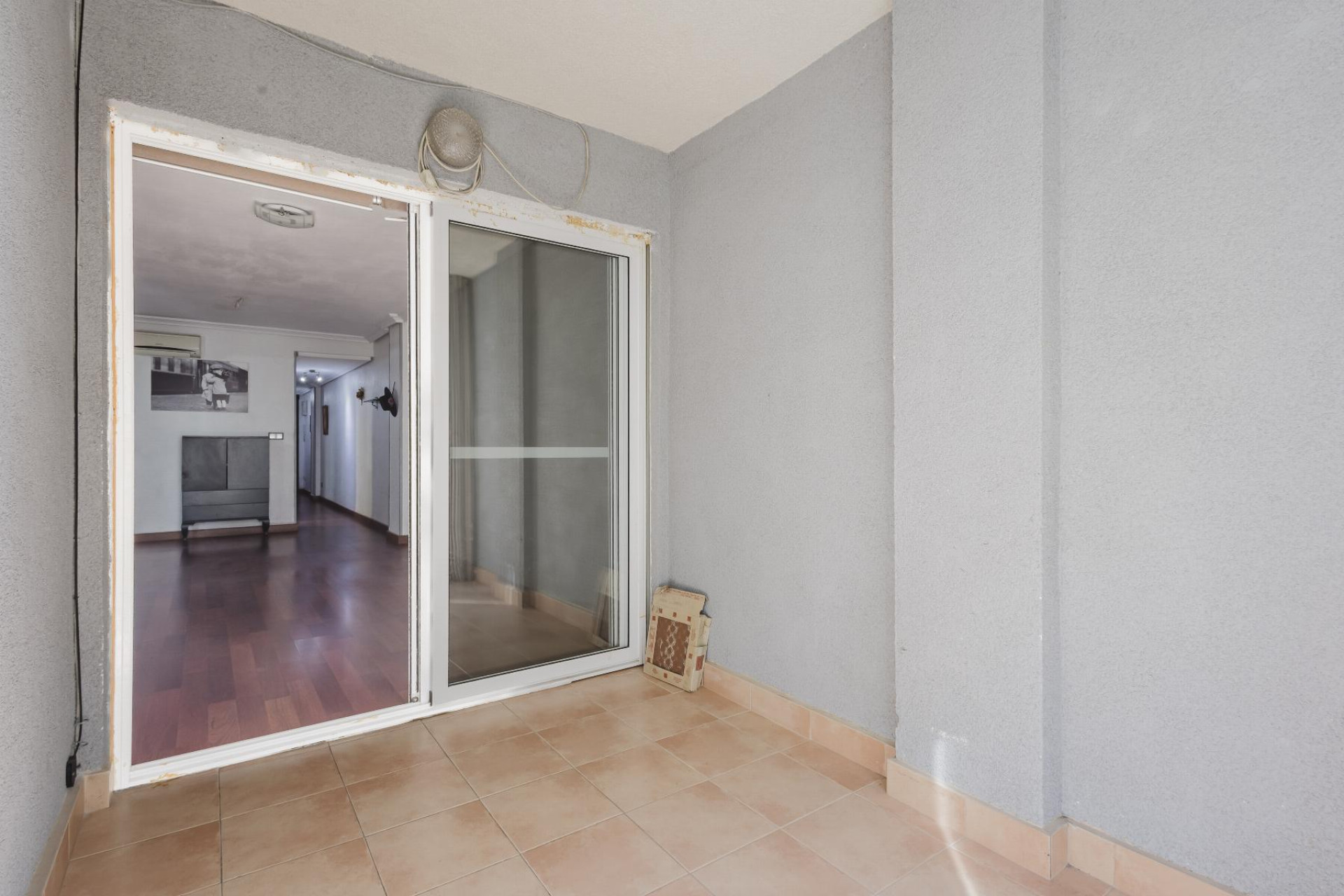 Resale - Apartment  - Torrevieja - Playa del Acequión