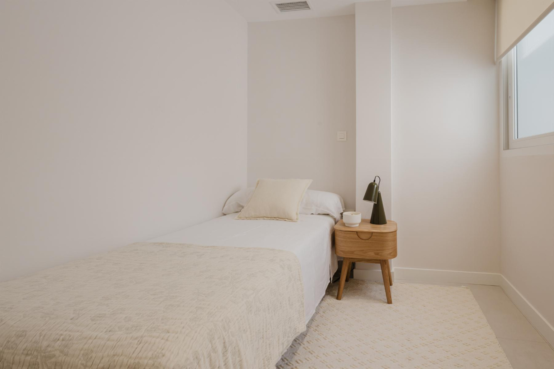 Resale - Apartment  - Torrevieja - Playa del Acequión