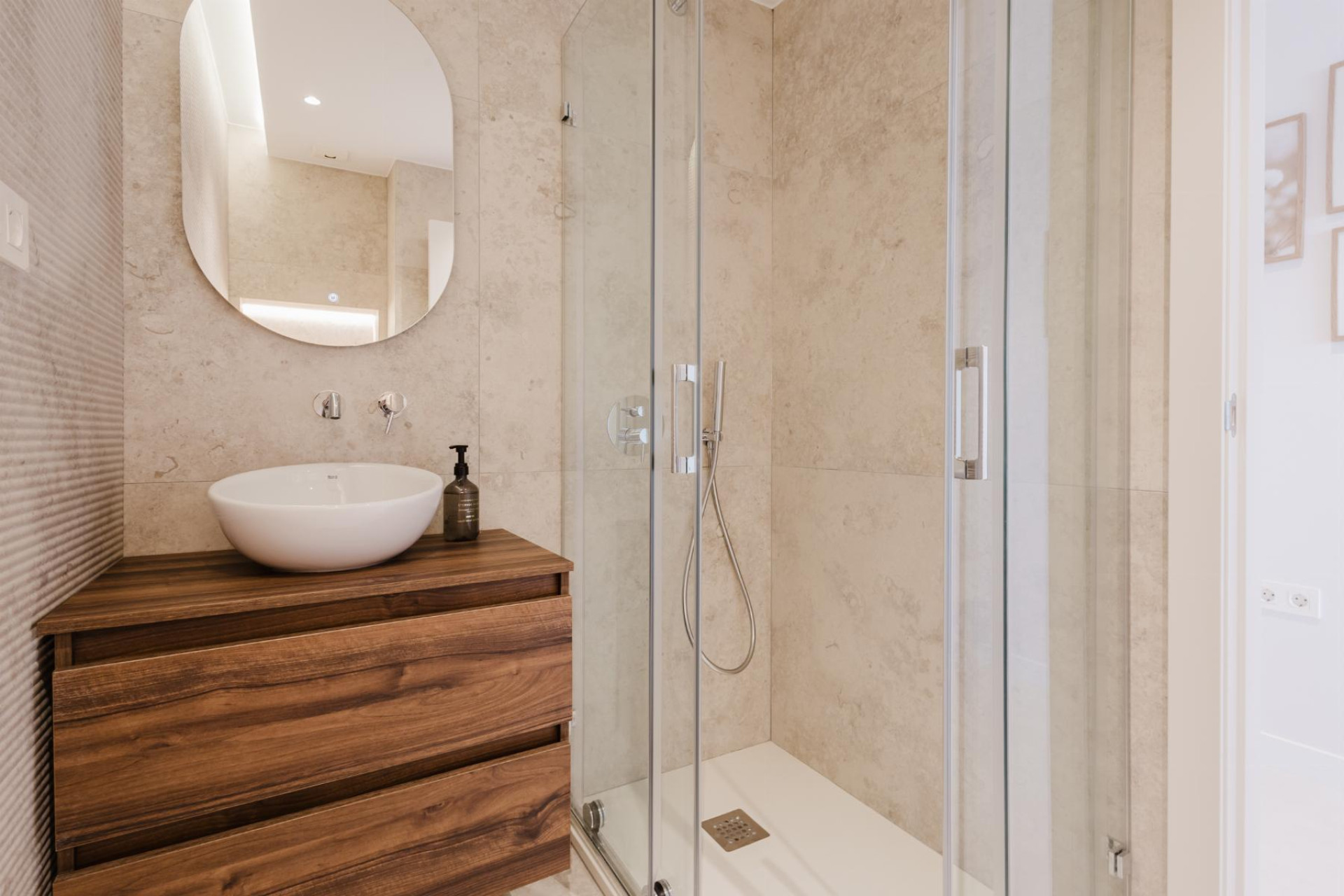 Resale - Apartment  - Torrevieja - Playa del Acequión