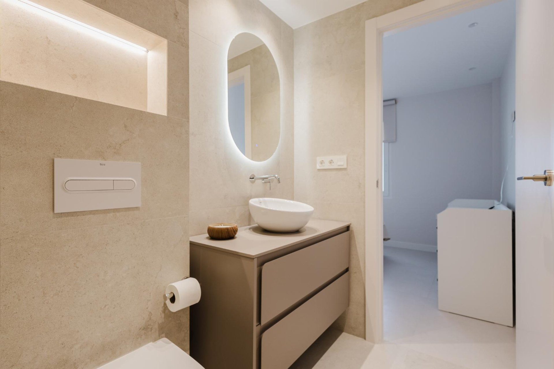 Resale - Apartment  - Torrevieja - Playa del Acequión