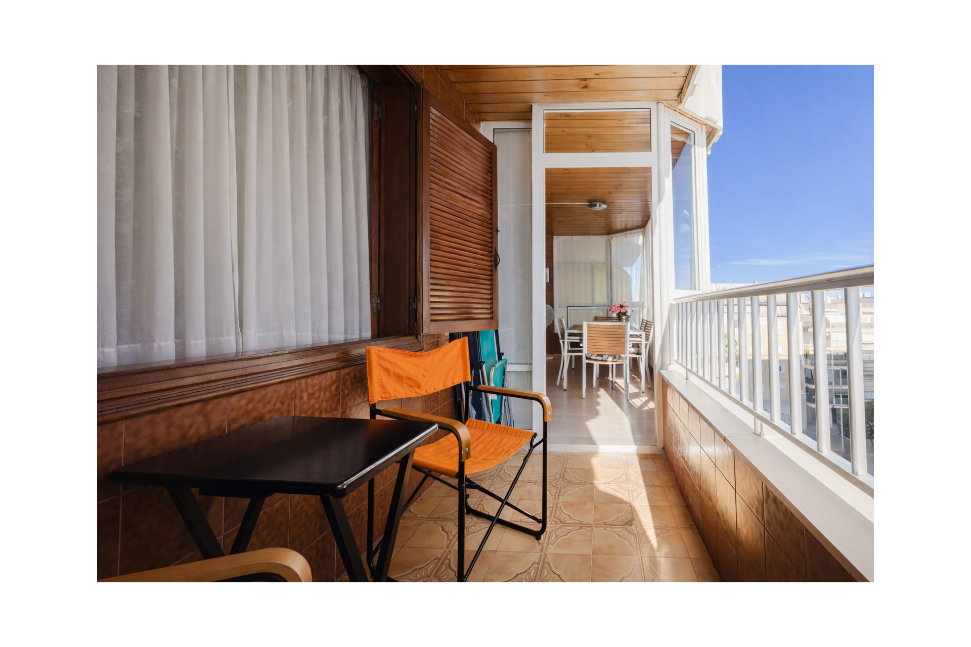 Resale - Apartment  - Torrevieja - Playa del Acequión