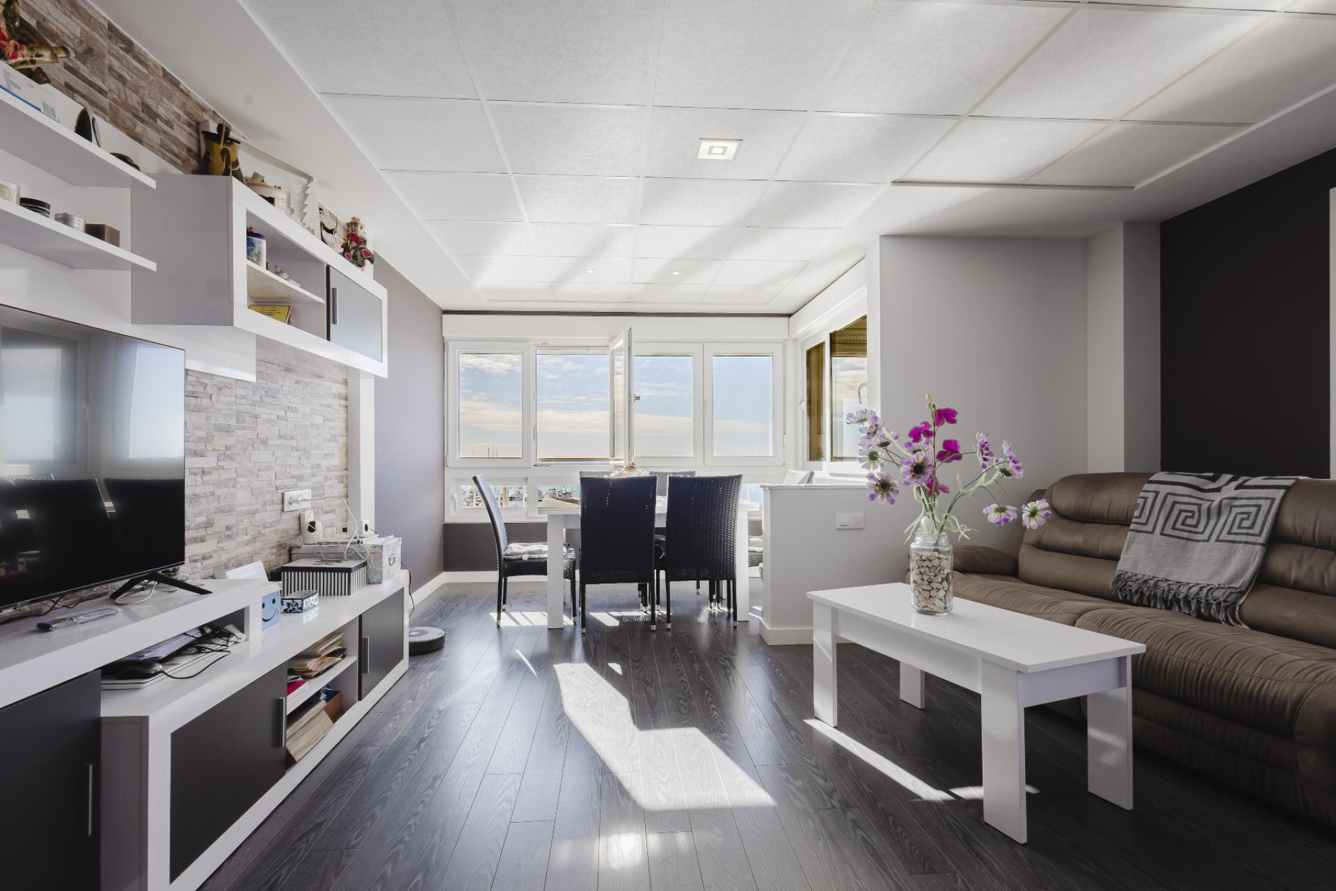 Resale - Apartment  - Torrevieja - Playa del Acequión