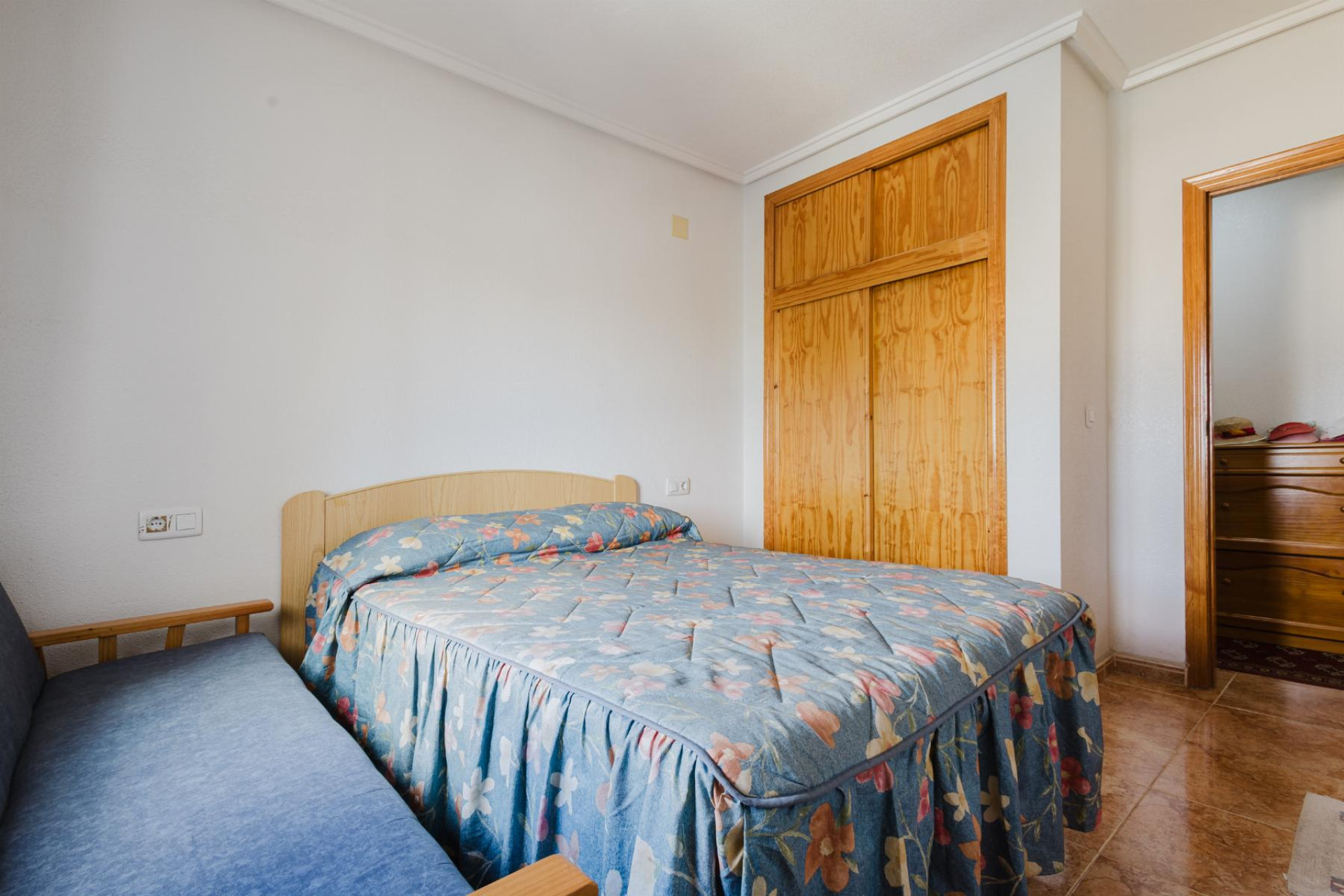 Resale - Apartment  - Torrevieja - Playa del Acequión