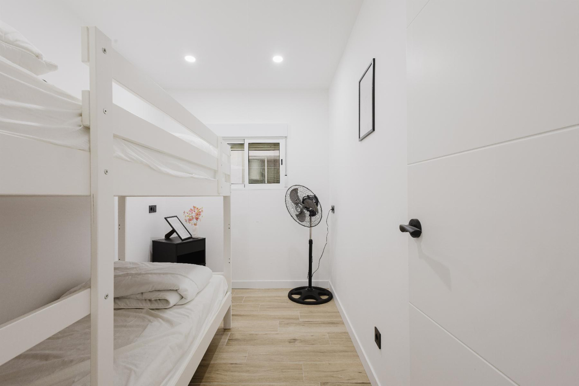 Resale - Apartment  - Torrevieja - Playa del Acequión