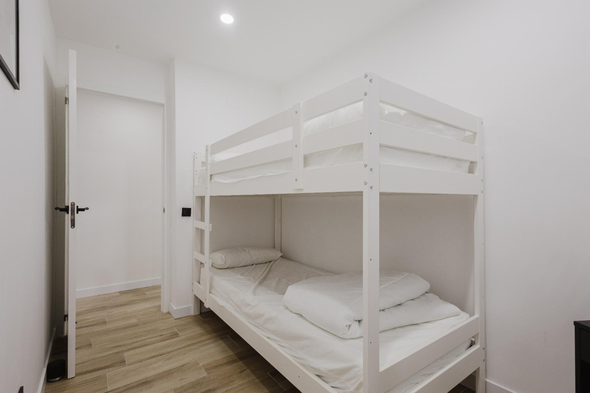 Resale - Apartment  - Torrevieja - Playa del Acequión