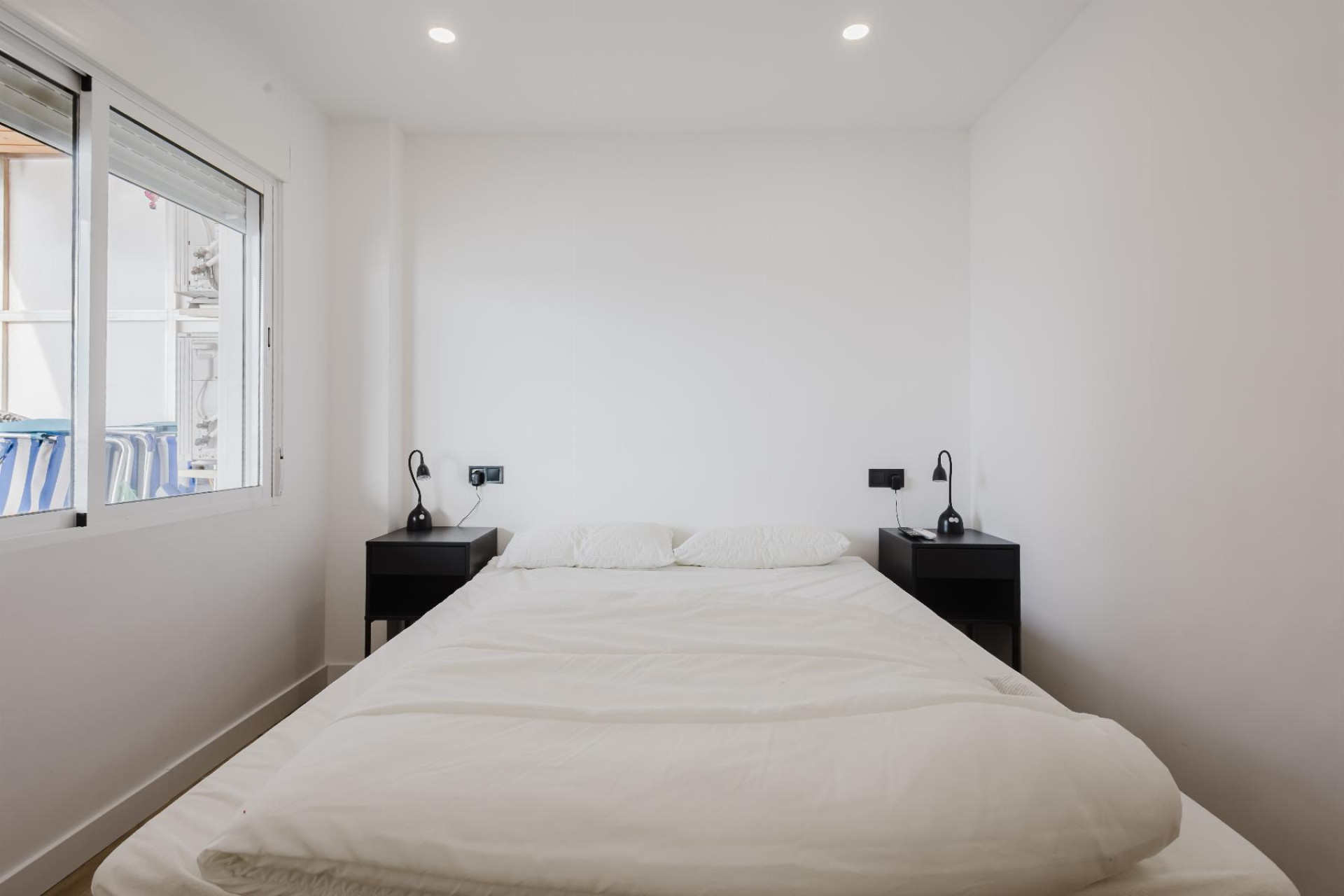 Resale - Apartment  - Torrevieja - Playa del Acequión