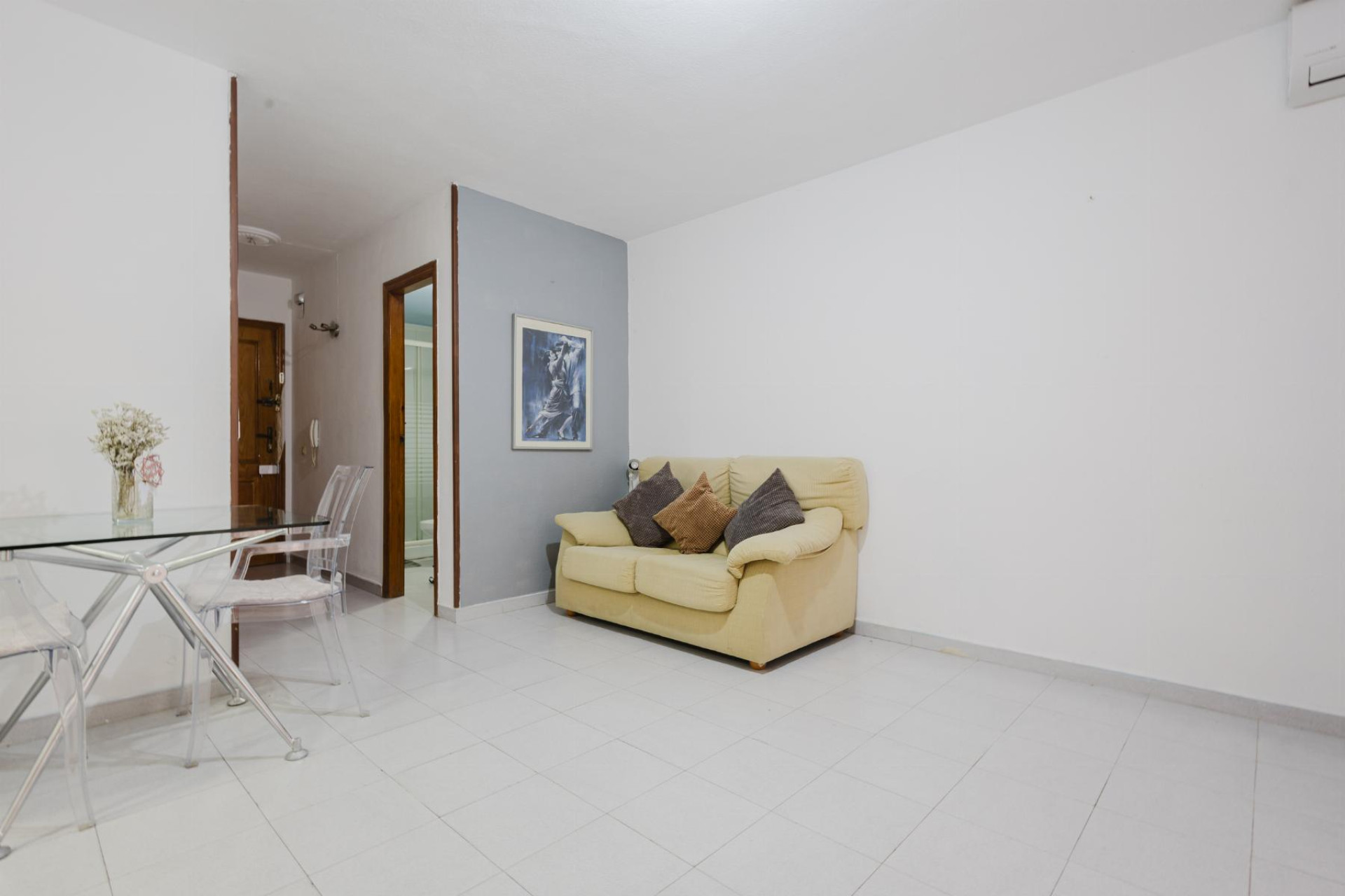 Resale - Apartment  - Torrevieja - Playa del Acequión