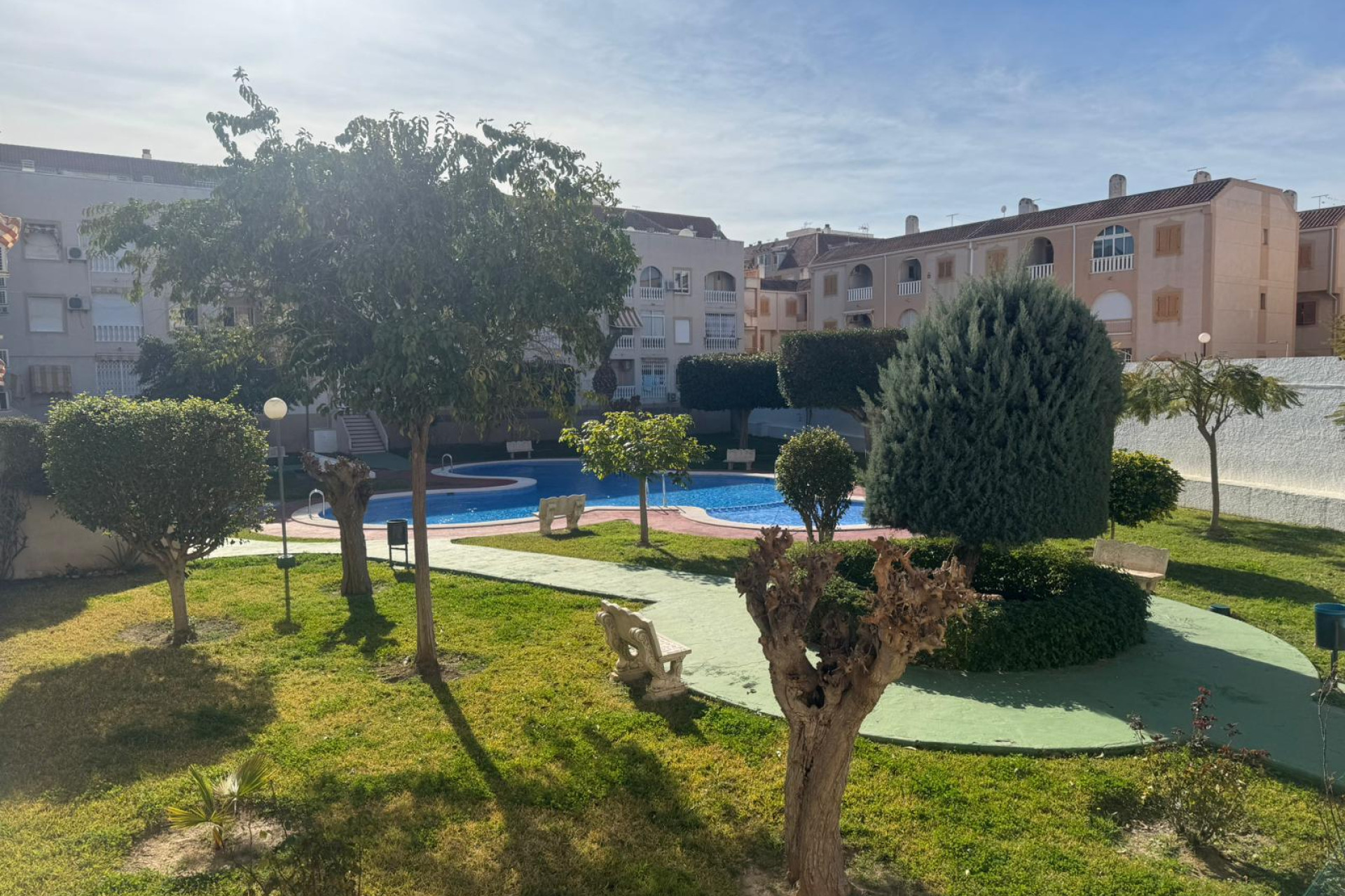 Resale - Apartment  - Torrevieja - Playa del Acequión