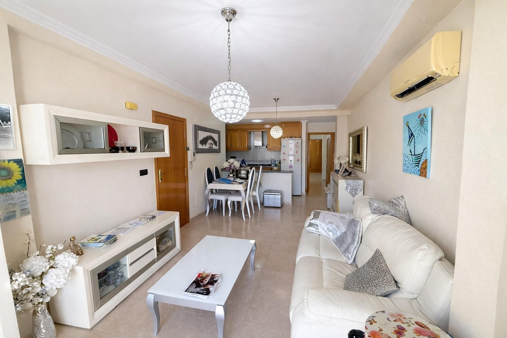 Resale - Apartment  - Torrevieja - Playa del cura