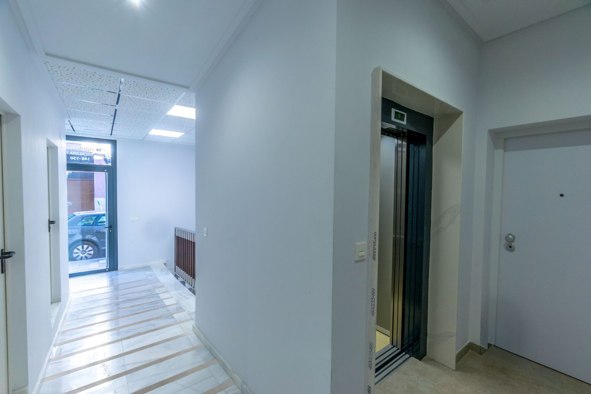 Resale - Apartment  - Torrevieja - Playa Del Cura