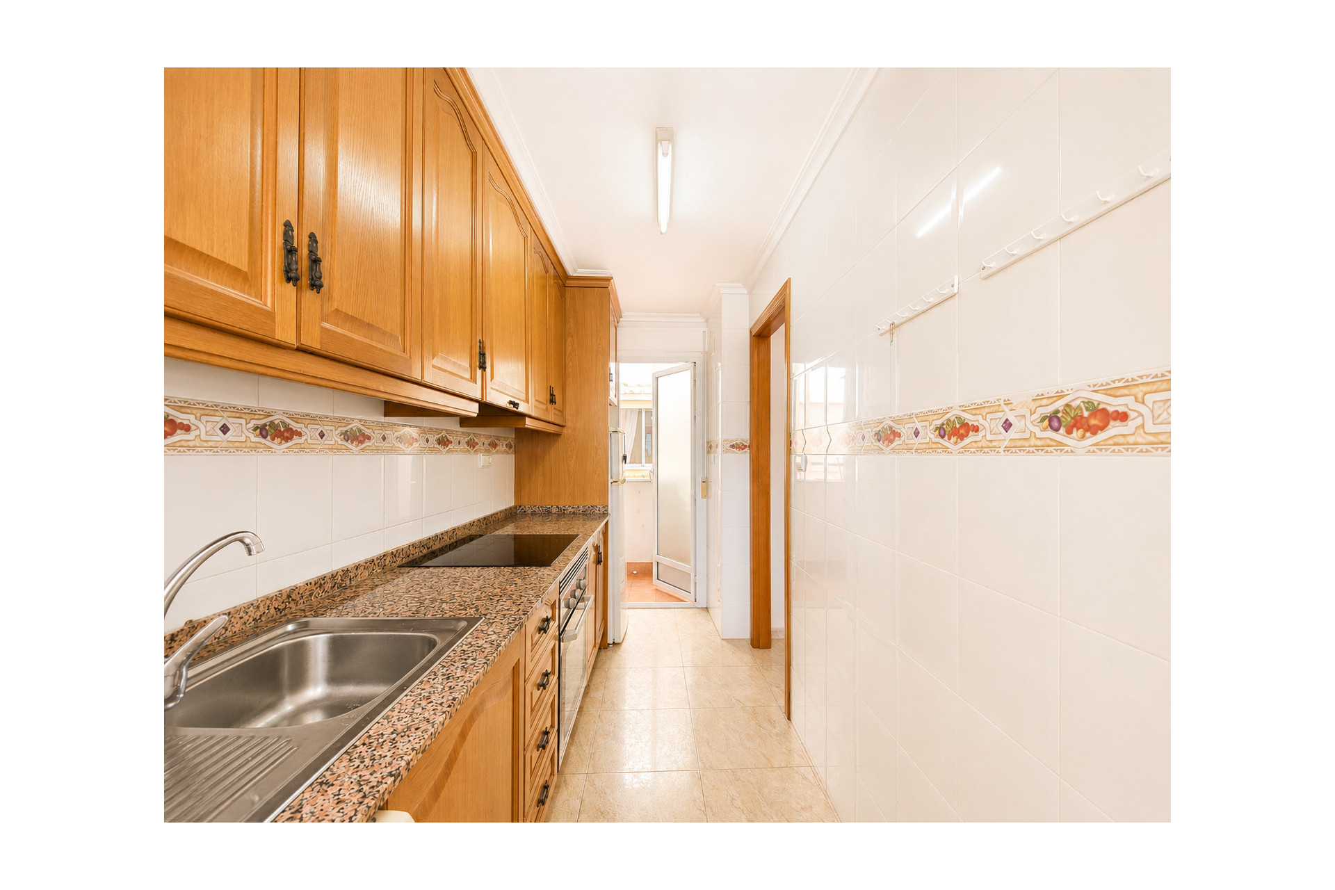 Resale - Apartment  - Torrevieja - Playa Del Cura