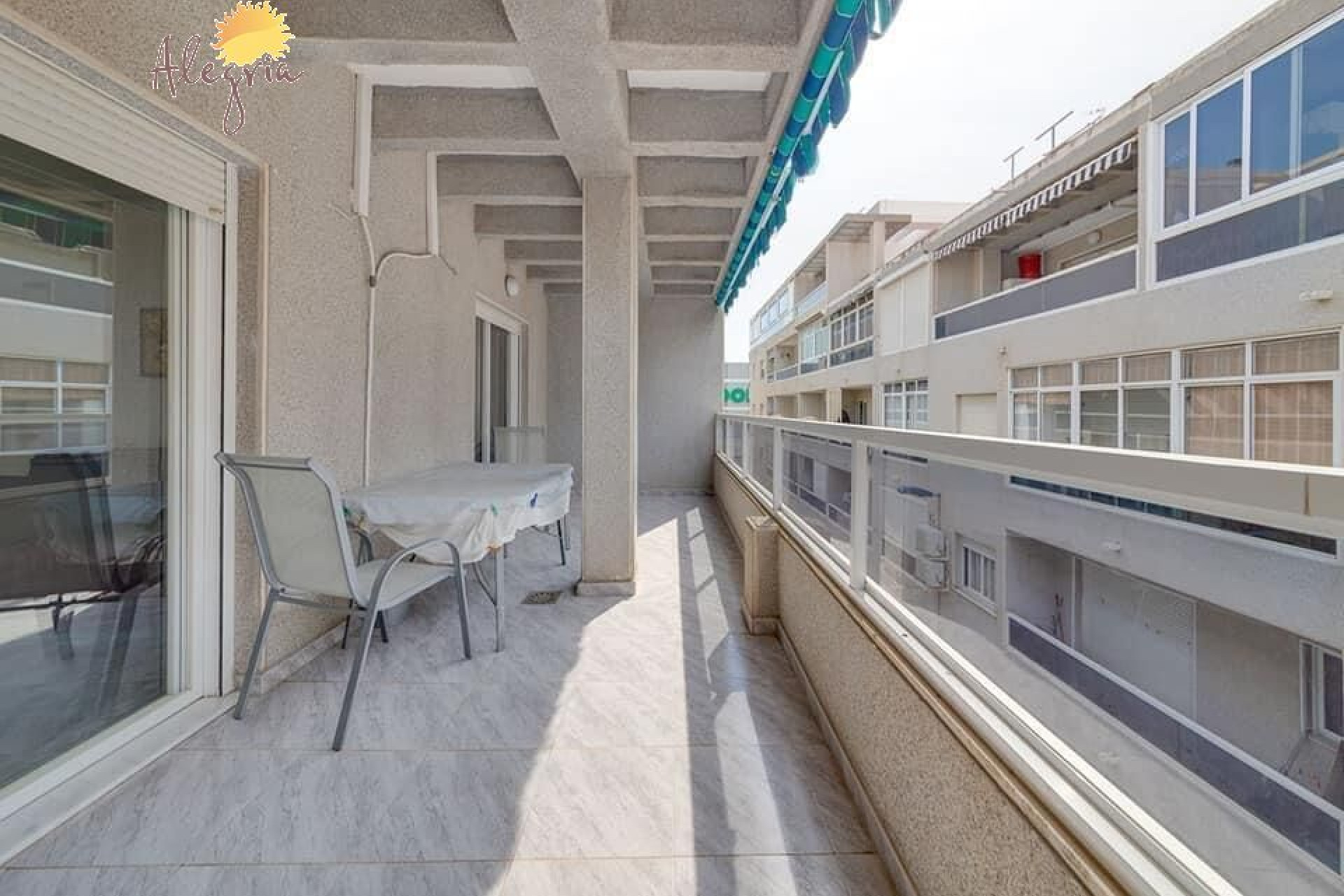 Resale - Apartment  - Torrevieja - Playa del cura