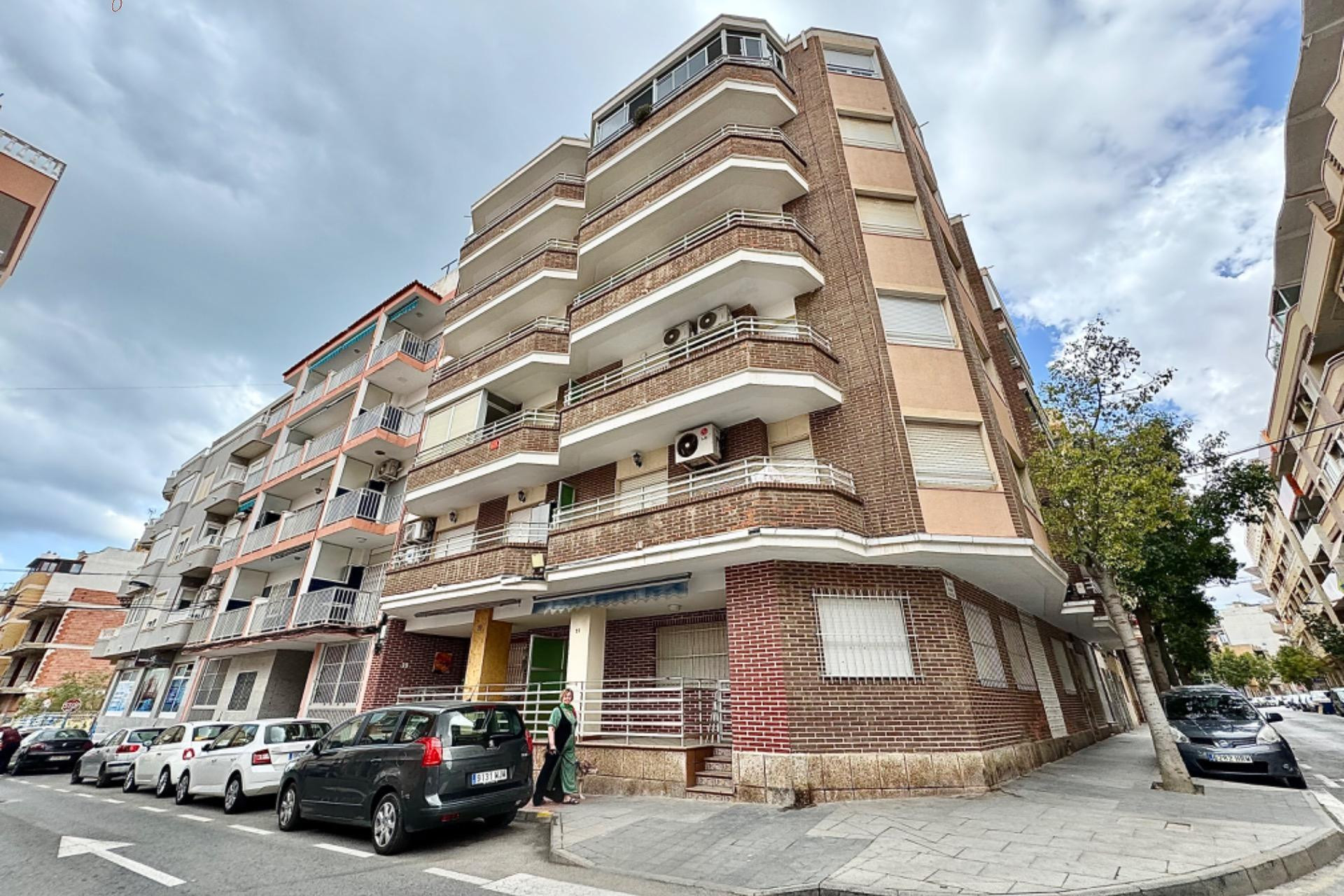 Resale - Apartment  - Torrevieja - Playa del cura