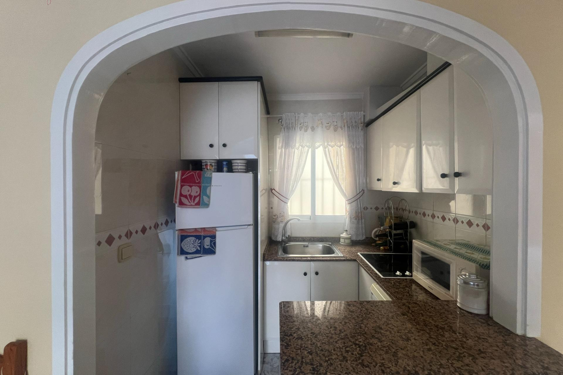 Resale - Apartment  - Torrevieja - Playa del cura