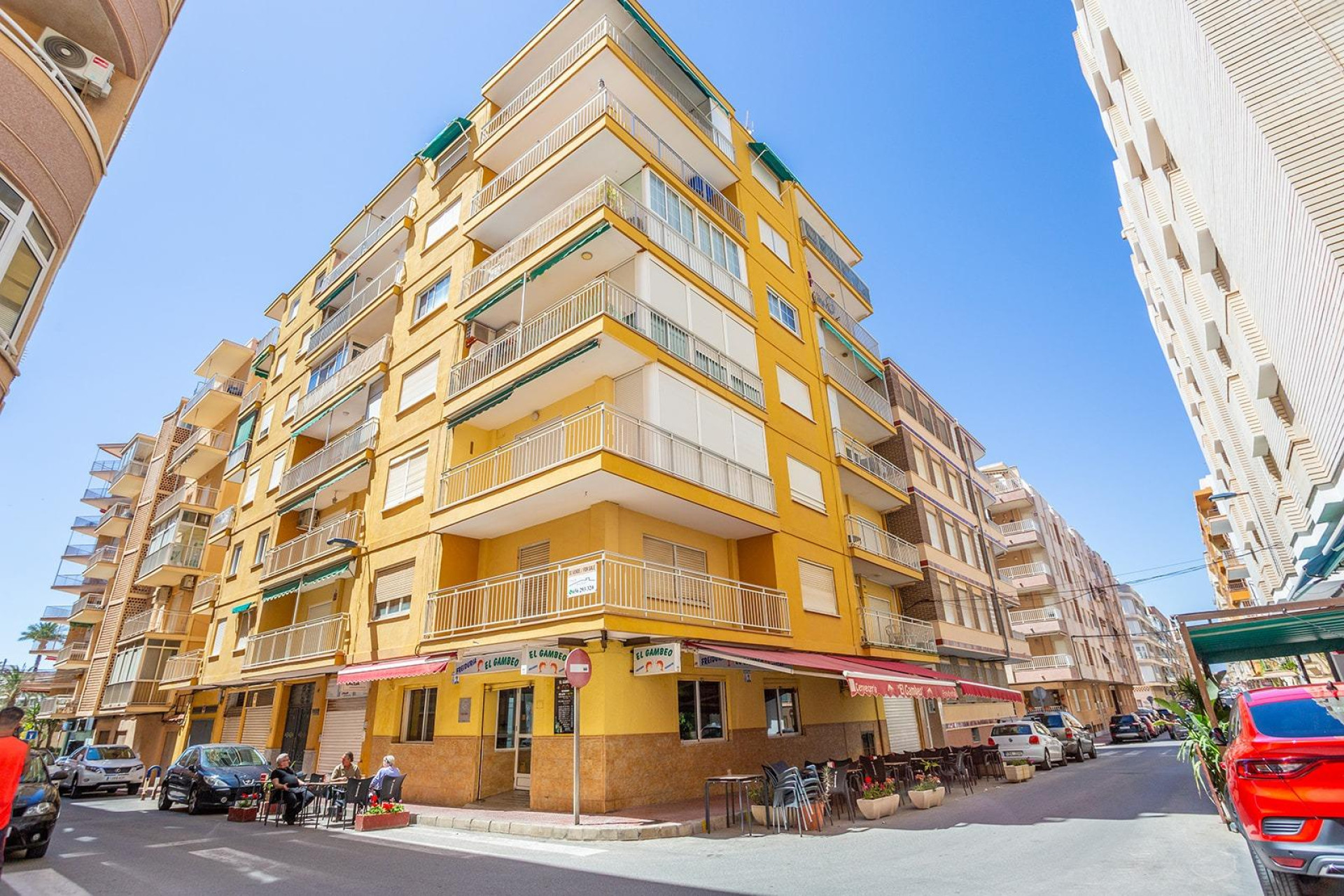 Resale - Apartment  - Torrevieja - Playa del cura