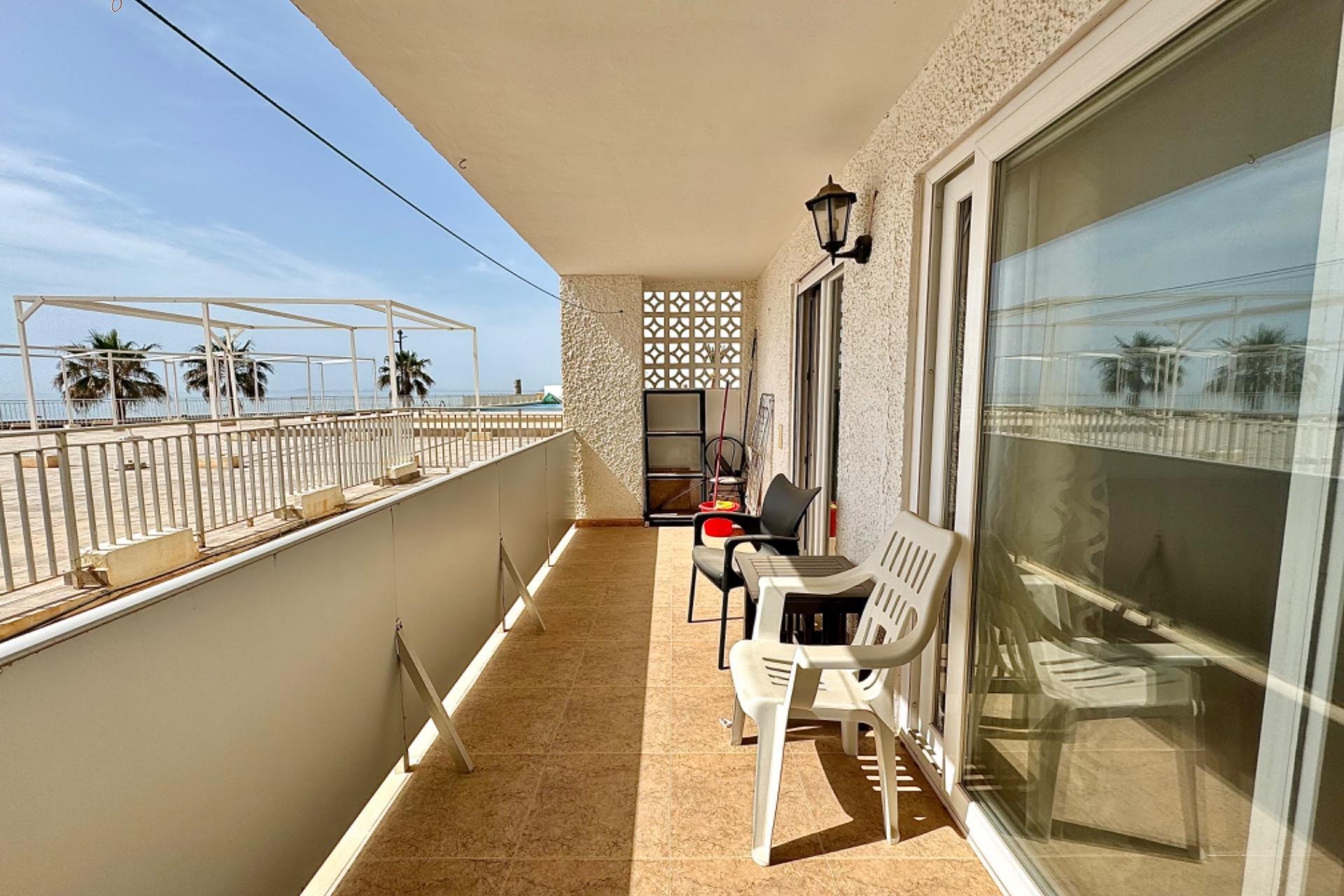 Resale - Apartment  - Torrevieja - Playa del cura