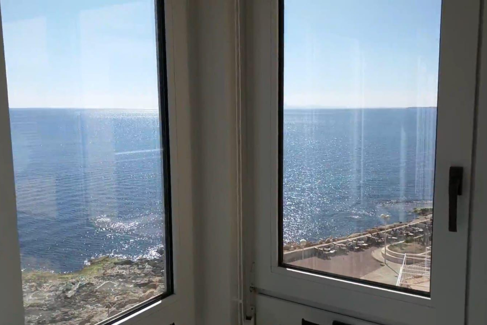 Resale - Apartment  - Torrevieja - Playa del cura