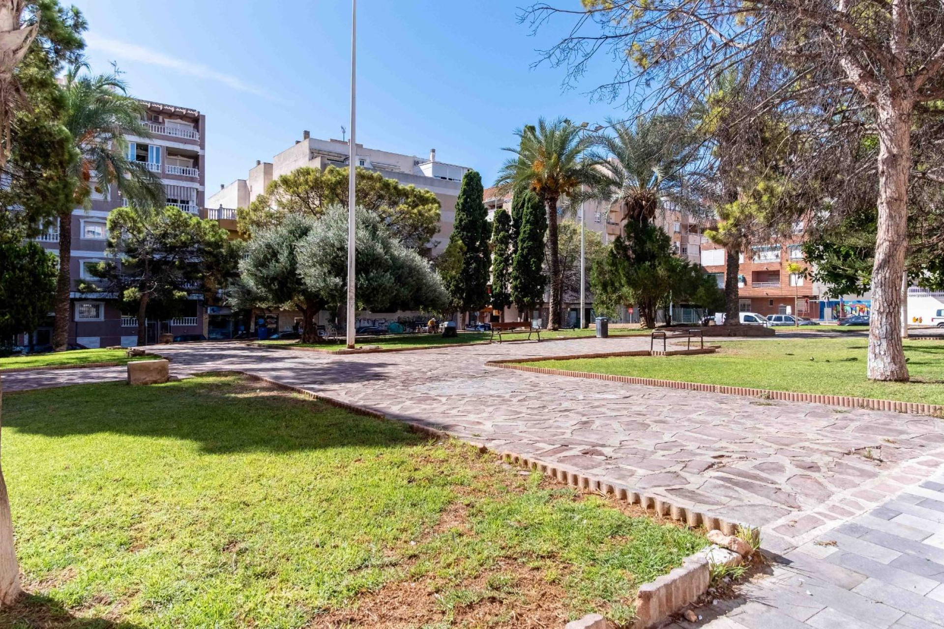 Resale - Apartment  - Torrevieja - Playa del cura