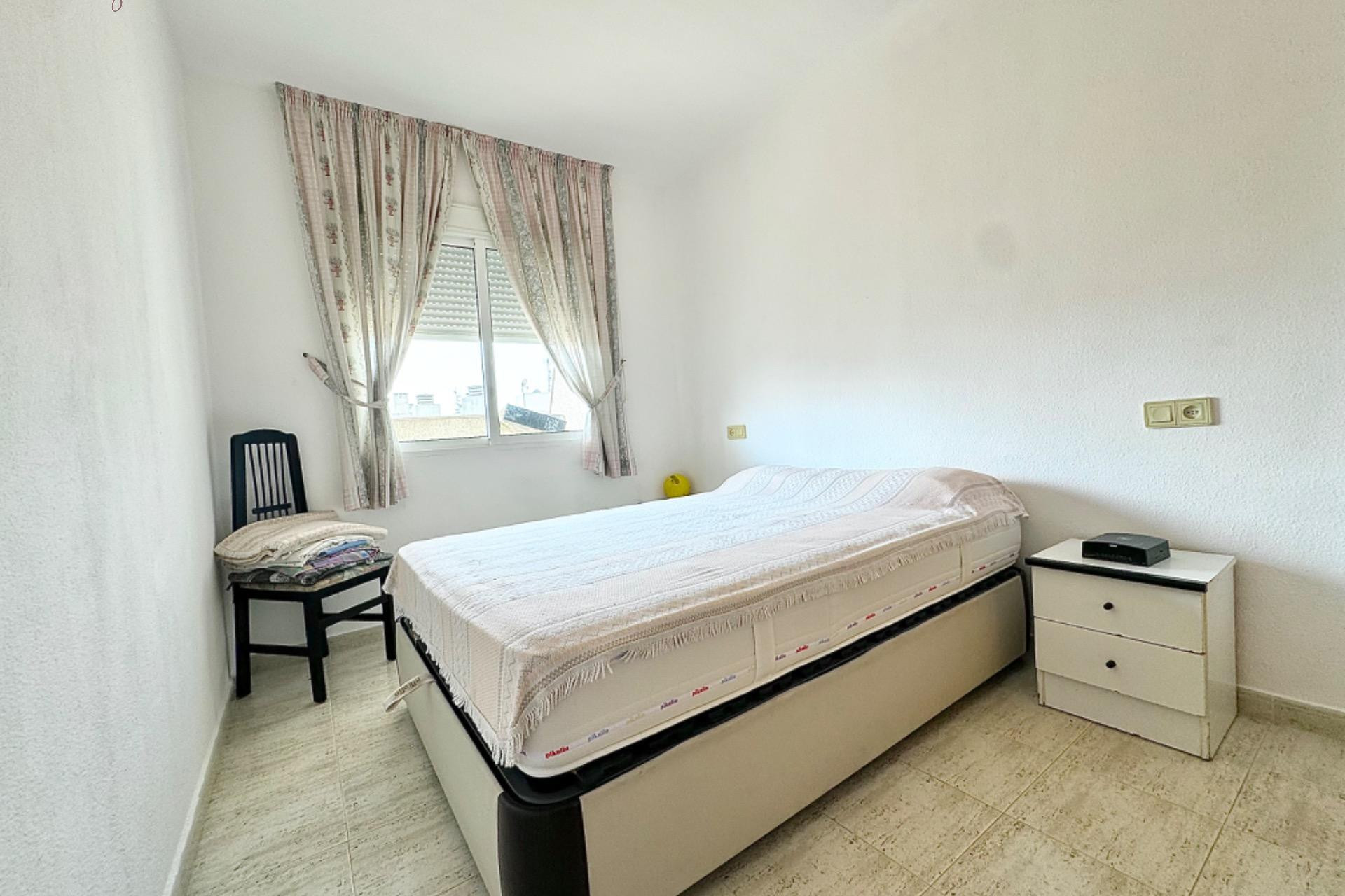 Resale - Apartment  - Torrevieja - Playa del cura